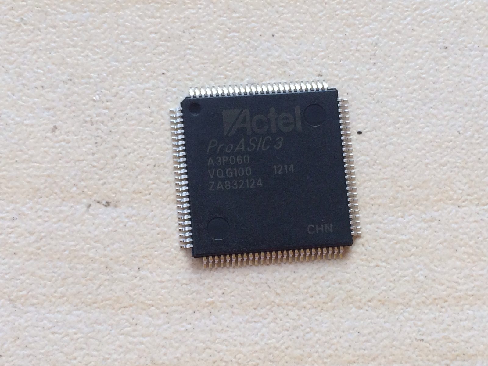 a3p060vqg100