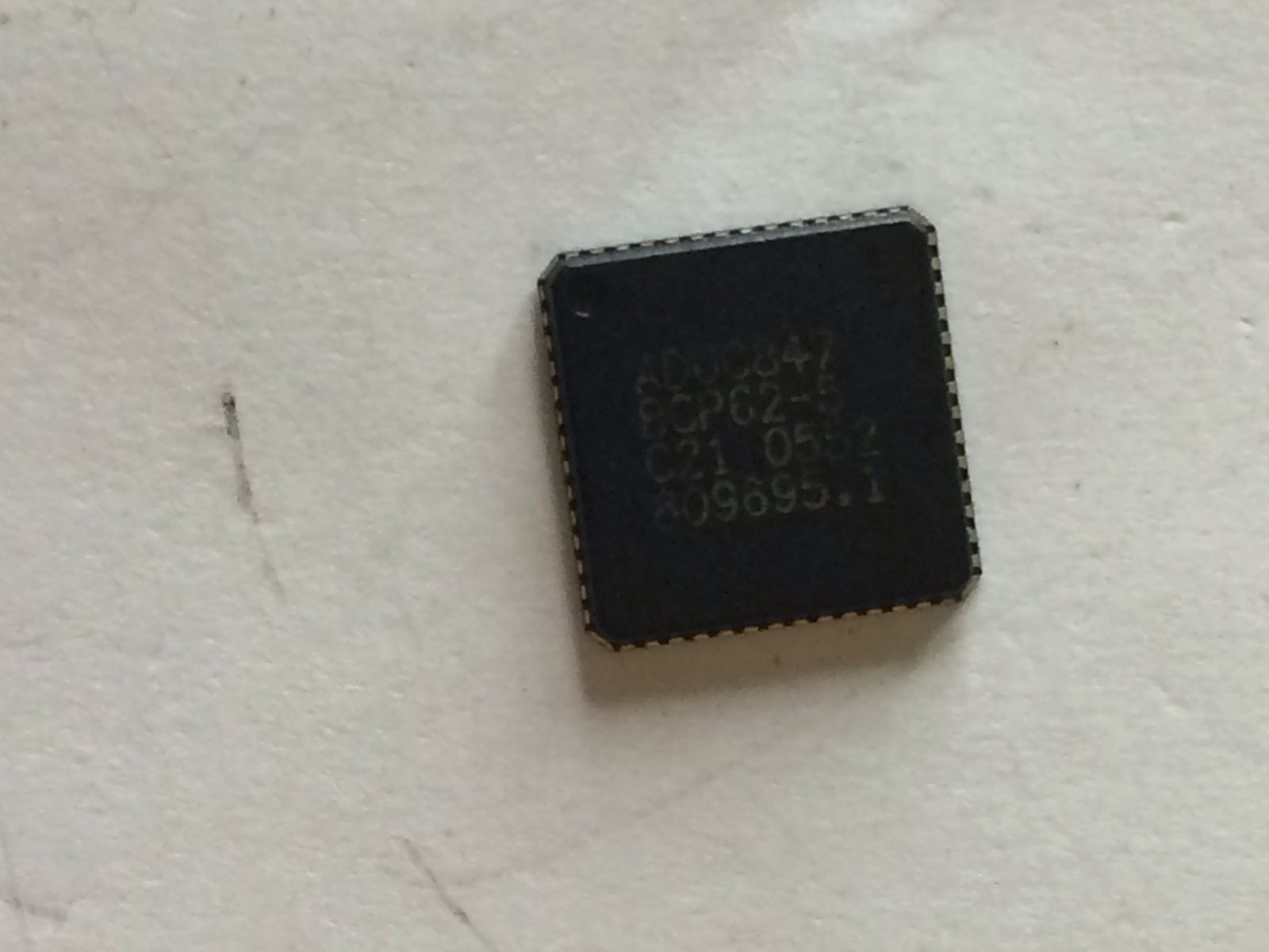 aduc847