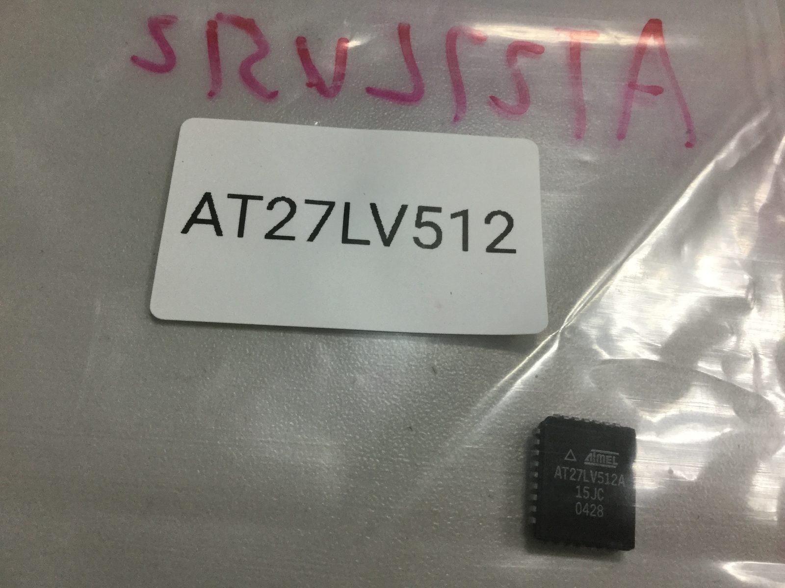 at27lv512