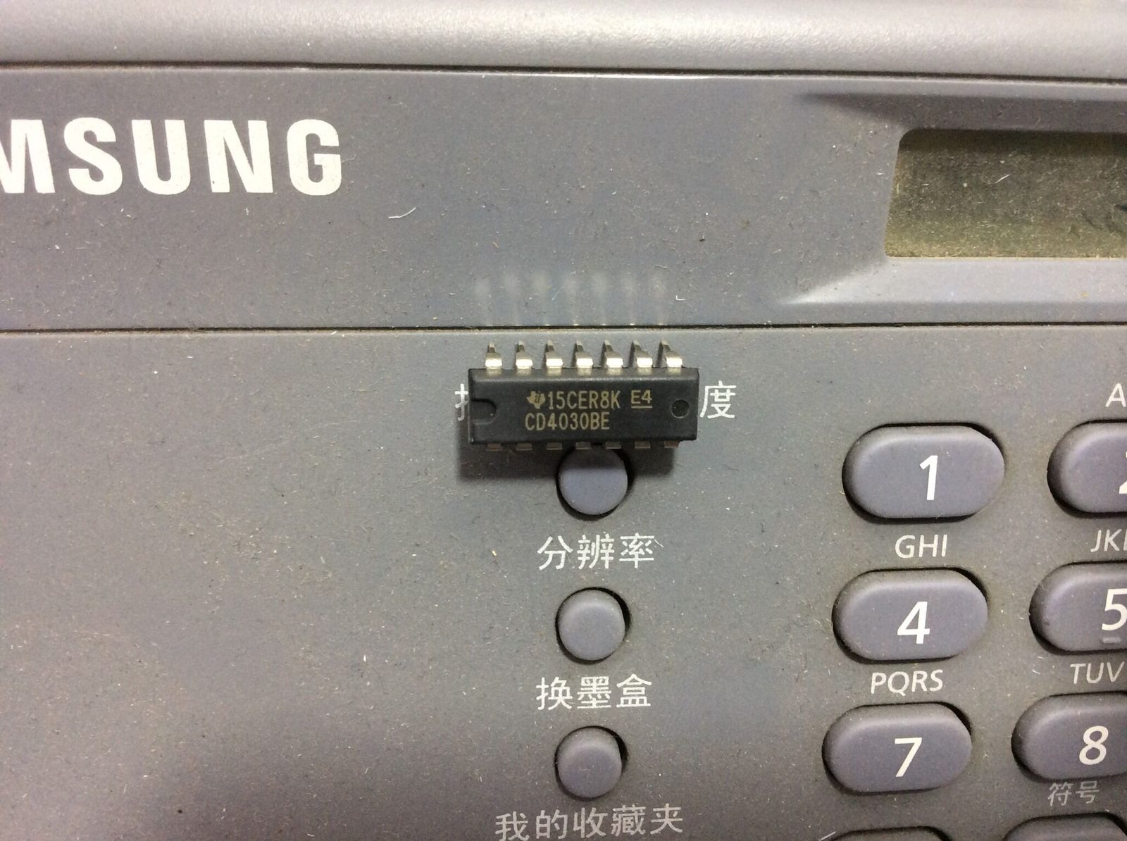 CD4030BE