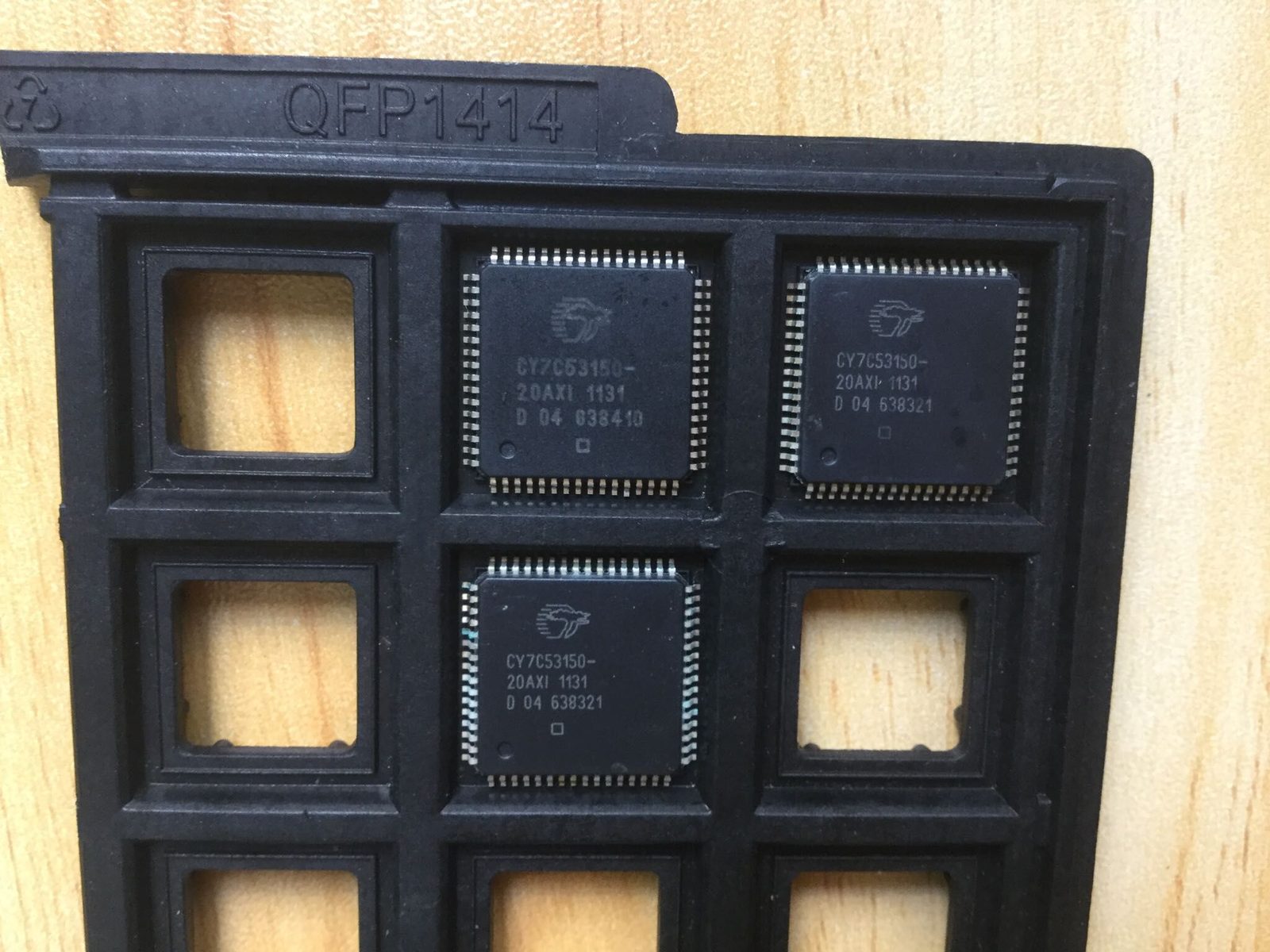 CY7C53150-20AXI