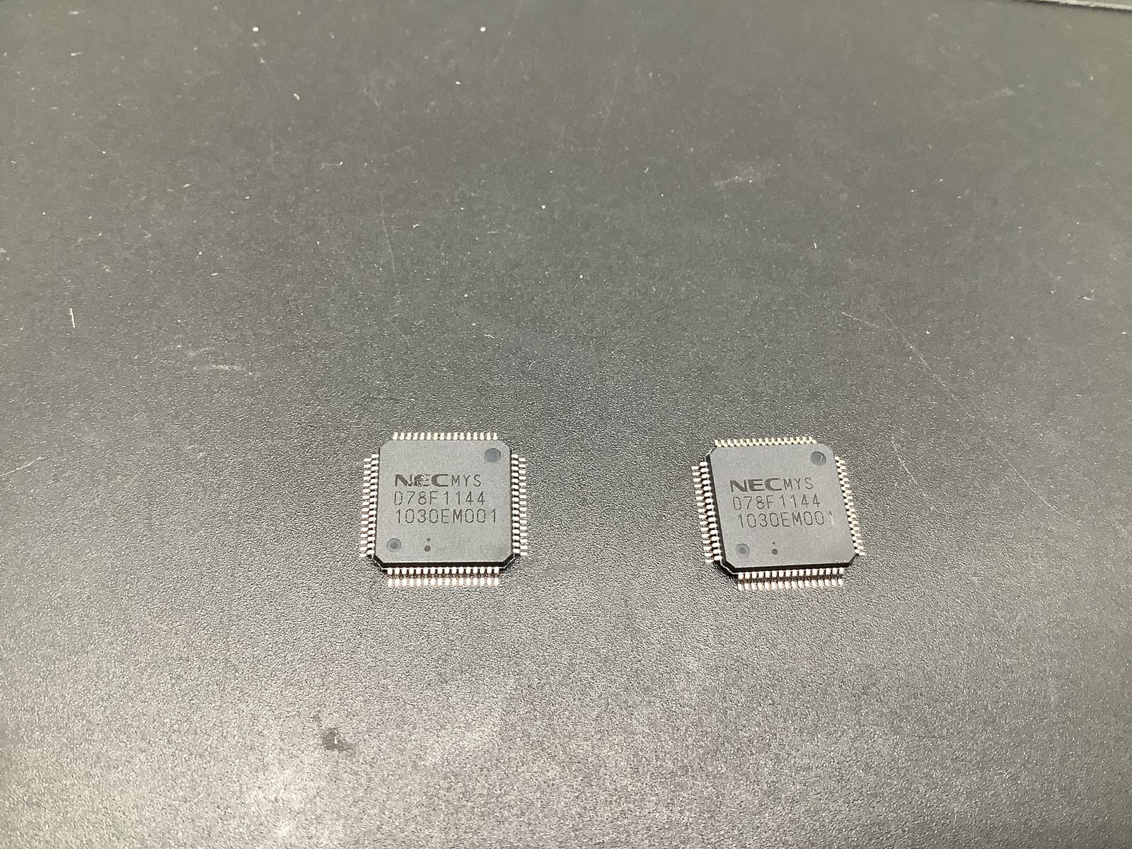 D78F1144