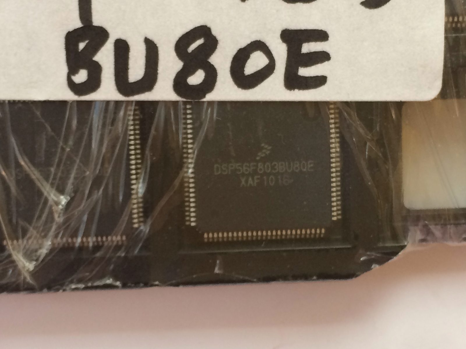 dsp56f803bu
