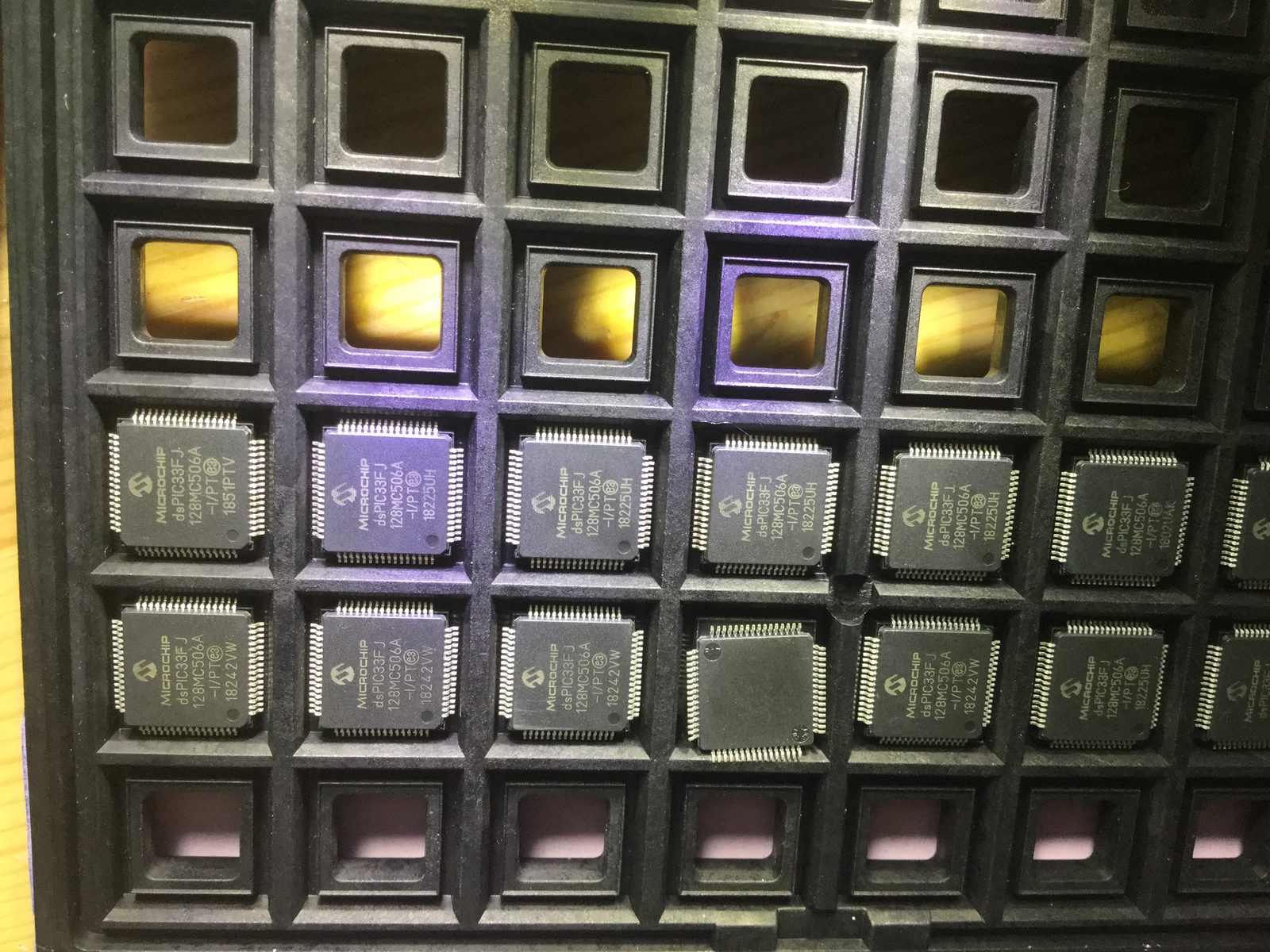 DSPIC33FJ128MC506A-I-PT