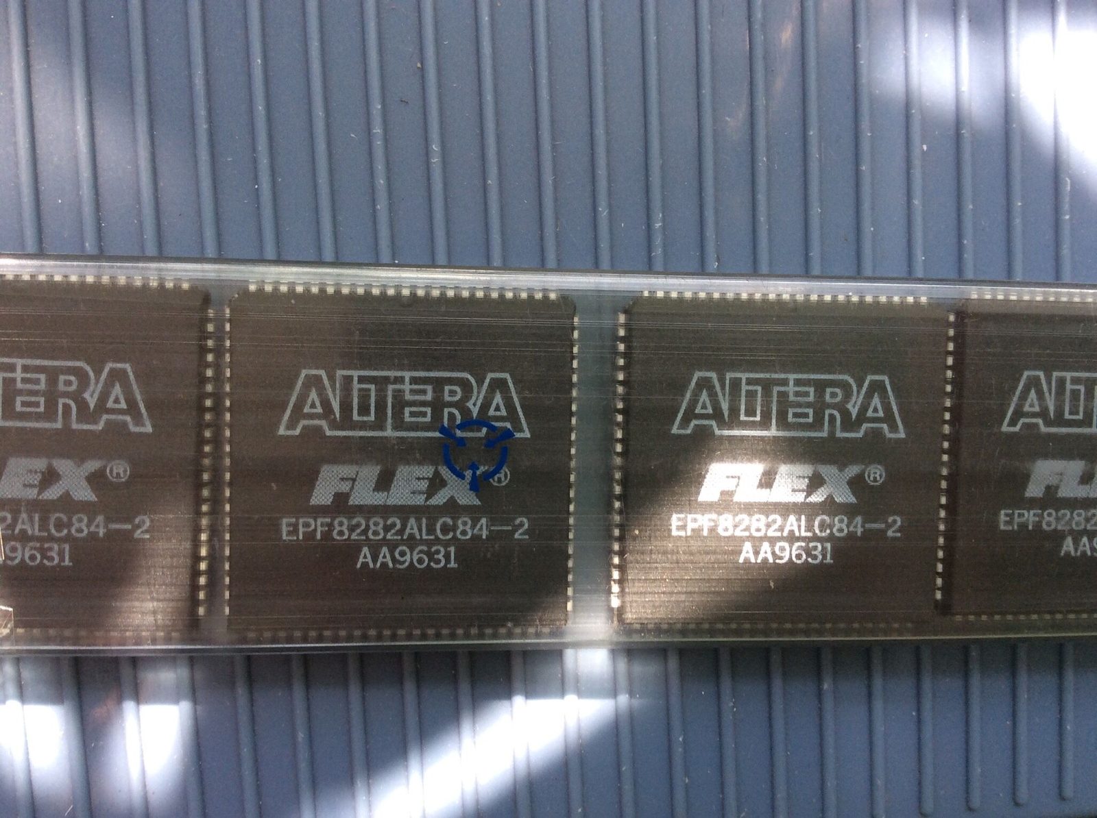 EPF8282ALC84-2