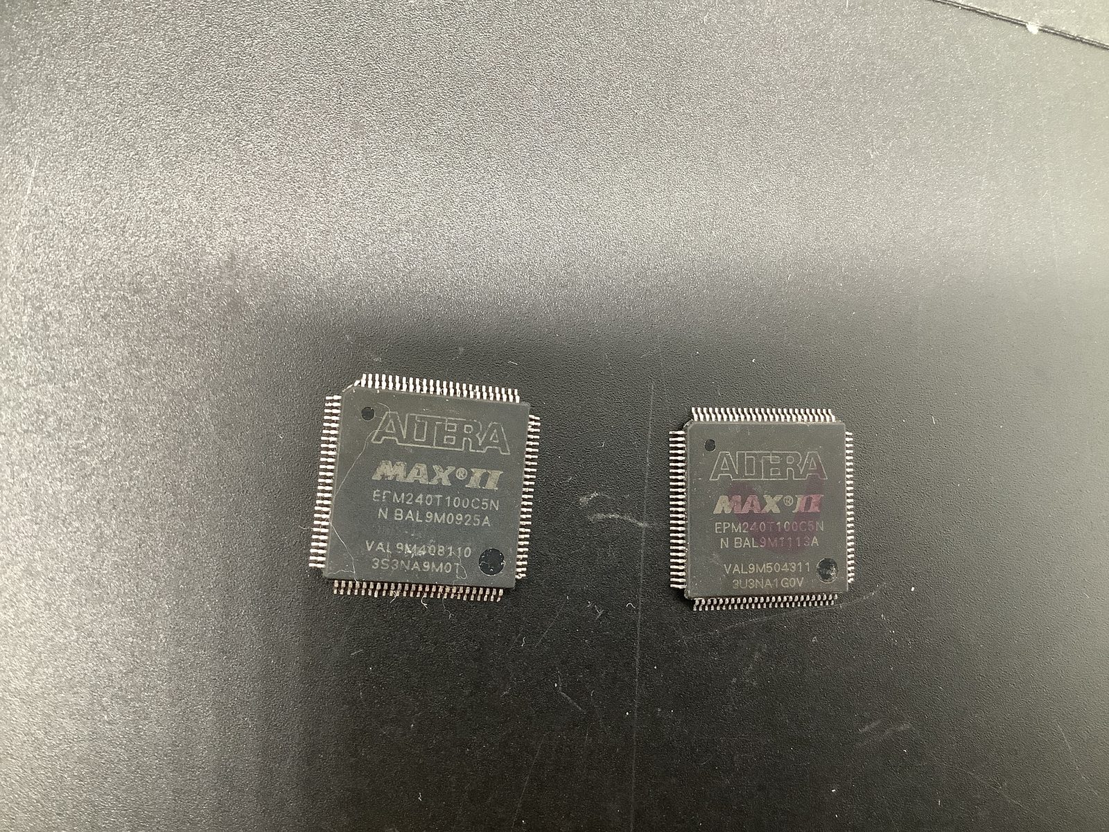 EPM240T100C5N