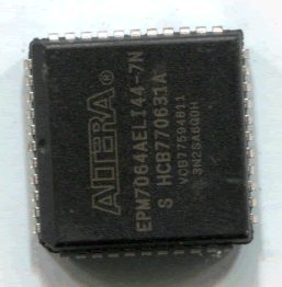 EPM7064AELI44