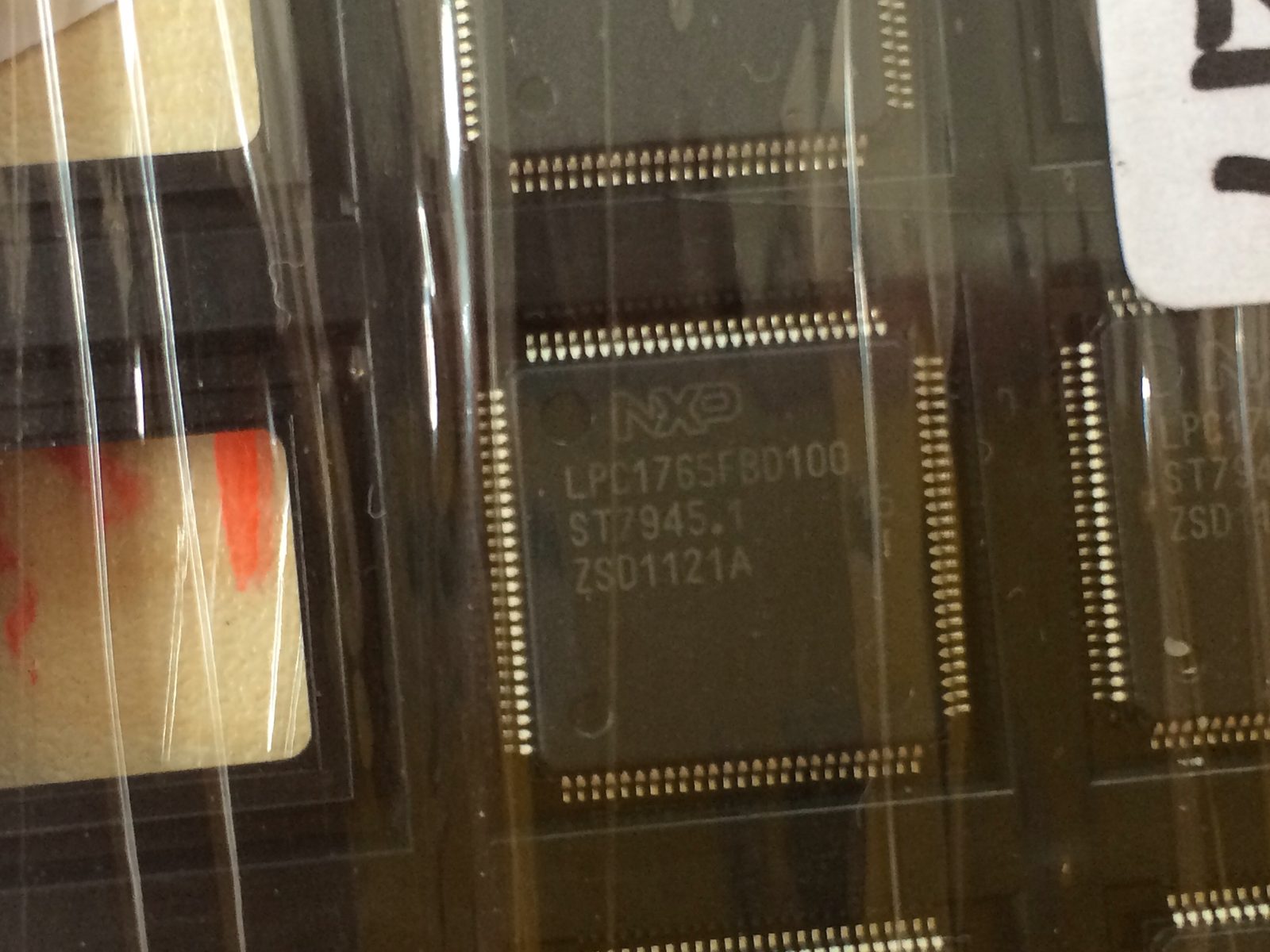 lpc1765fbd100