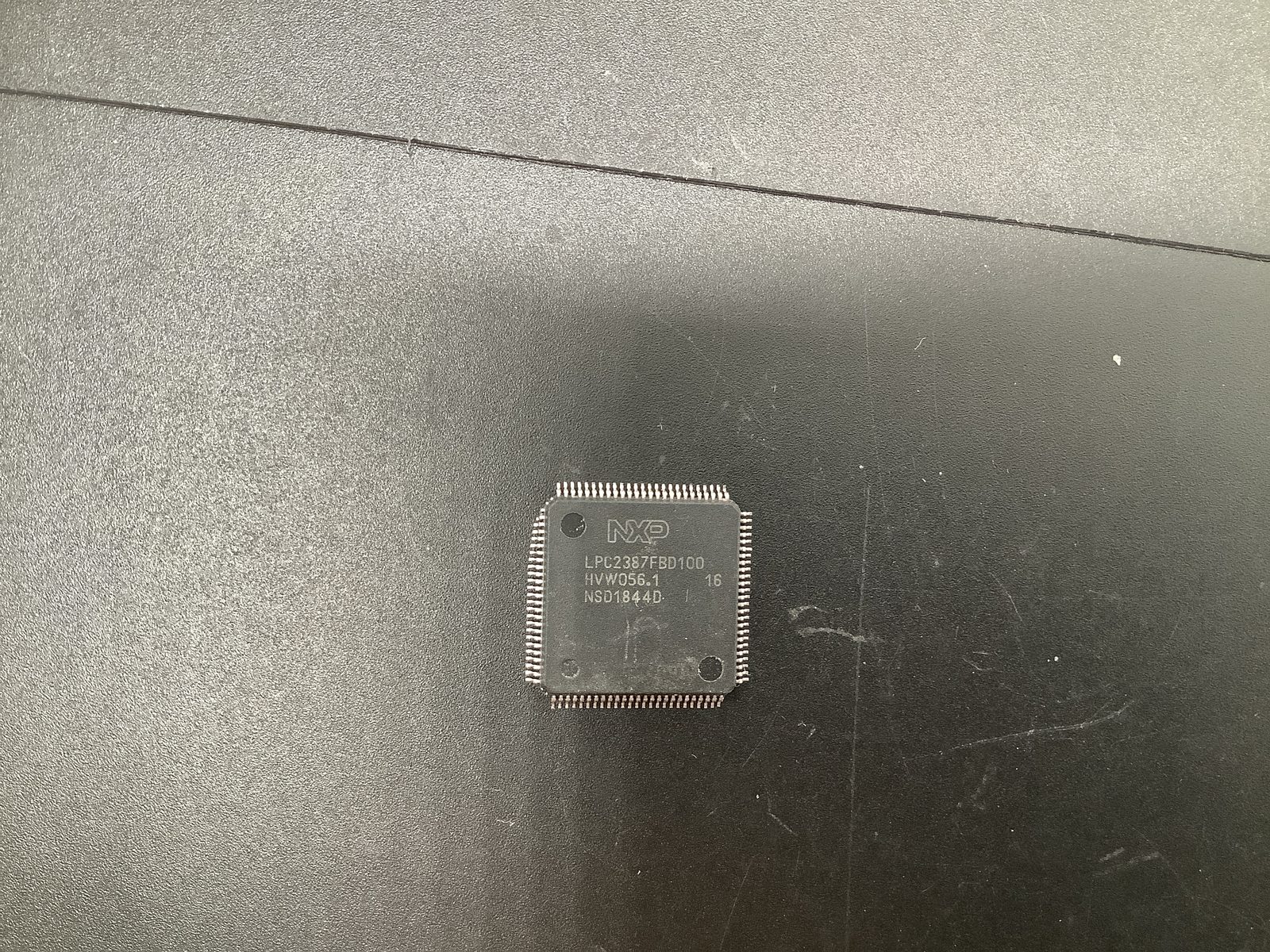 LPC2387FBD100
