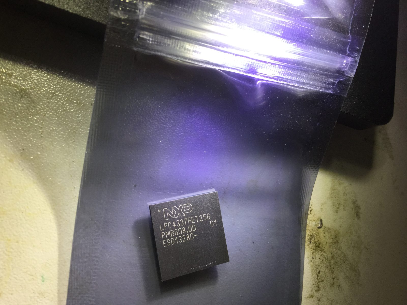 LPC4337FET256
