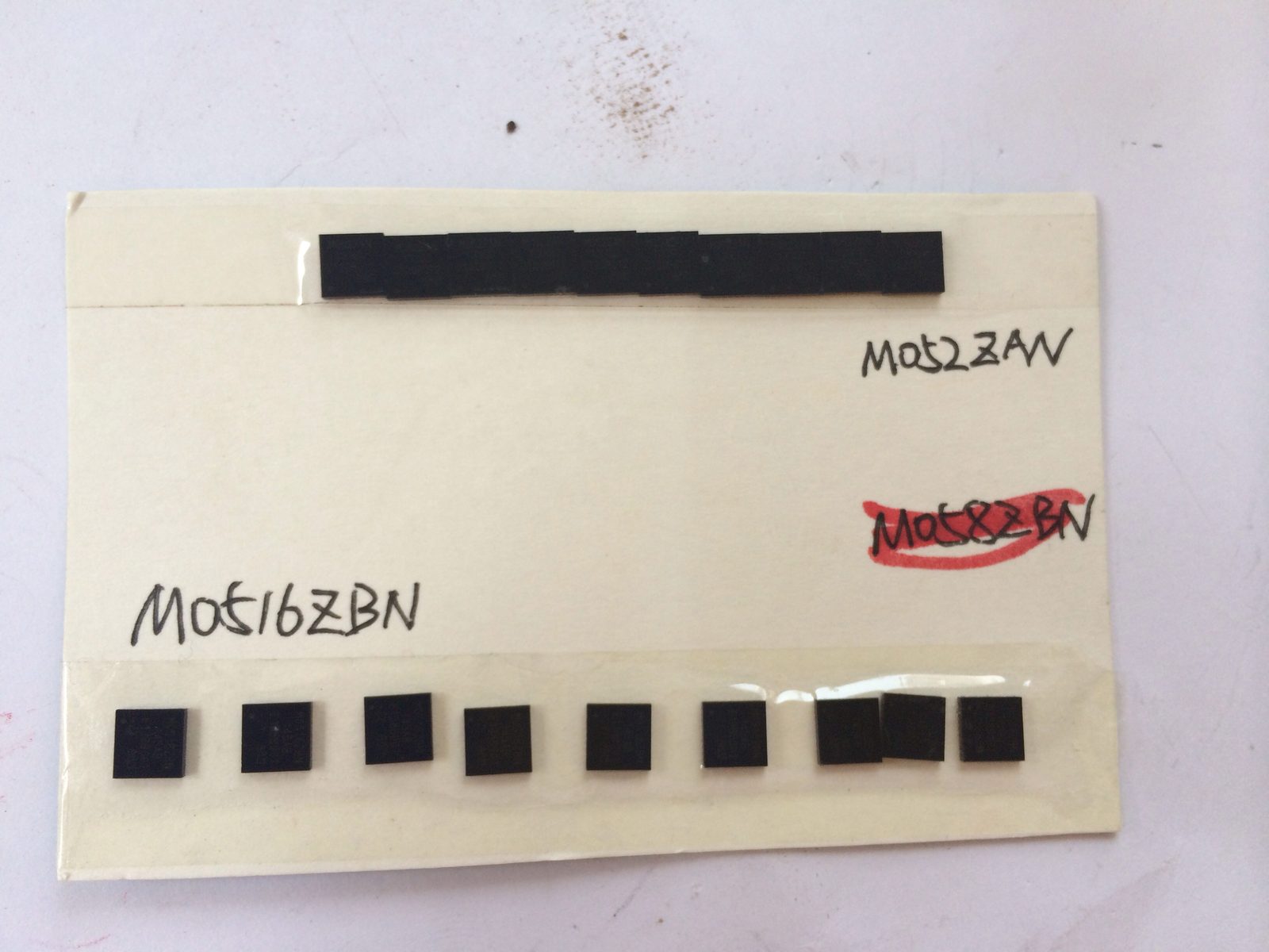 m052zan