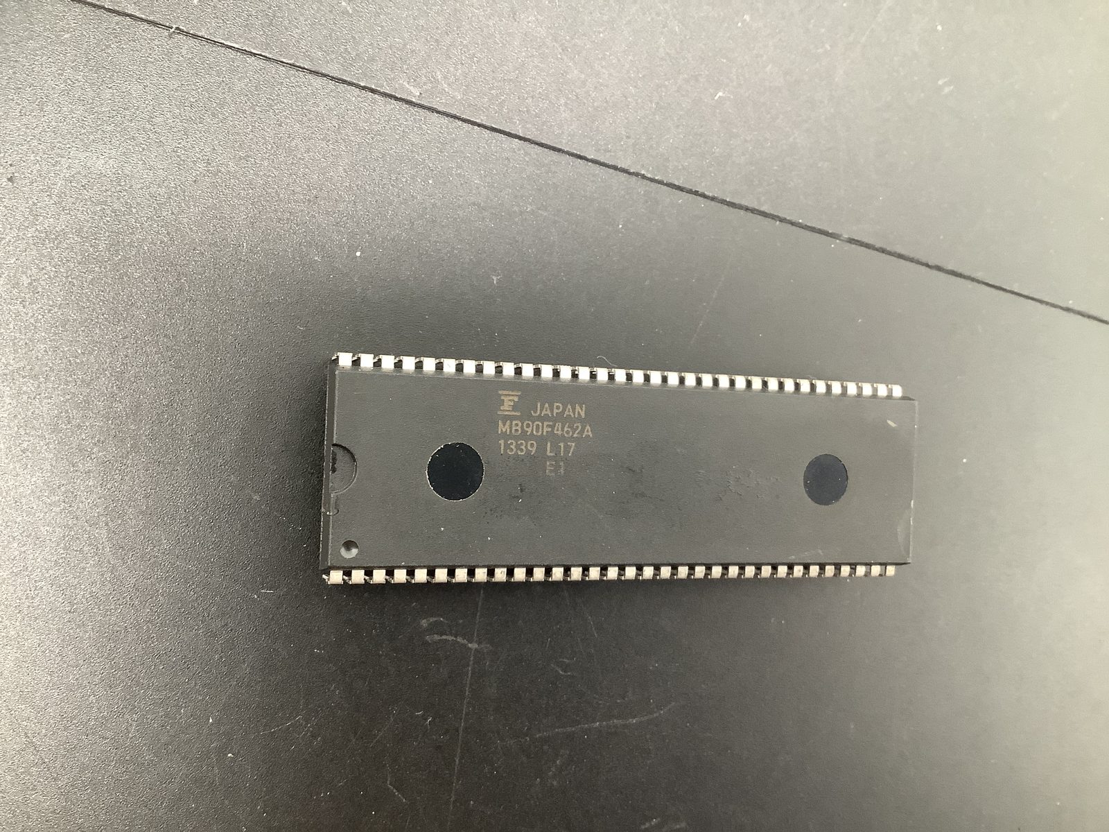 MB90F462A