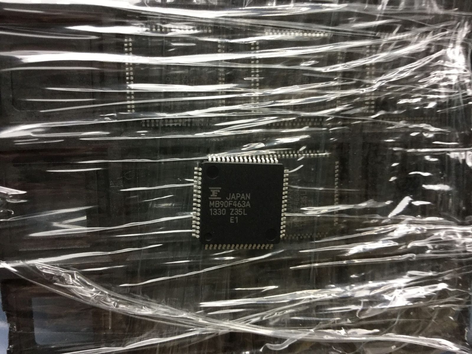 MB90F463A