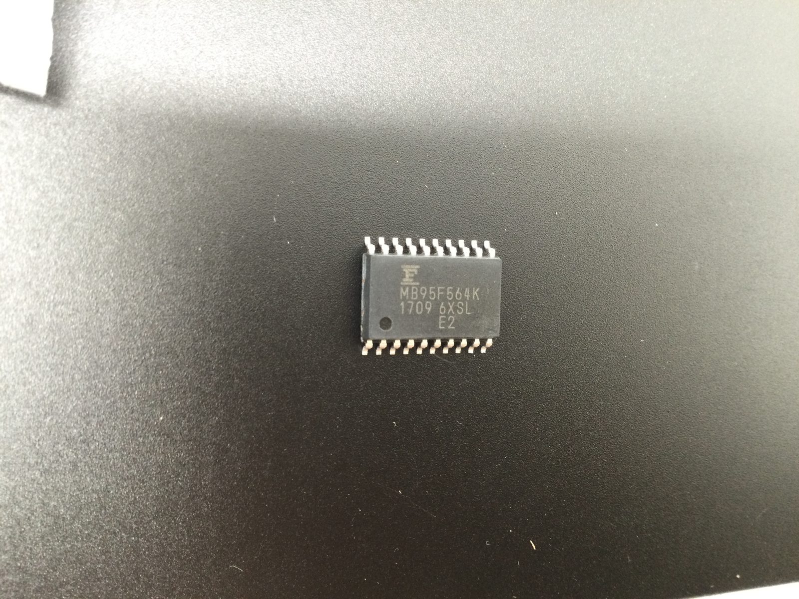 MB95F564K1709