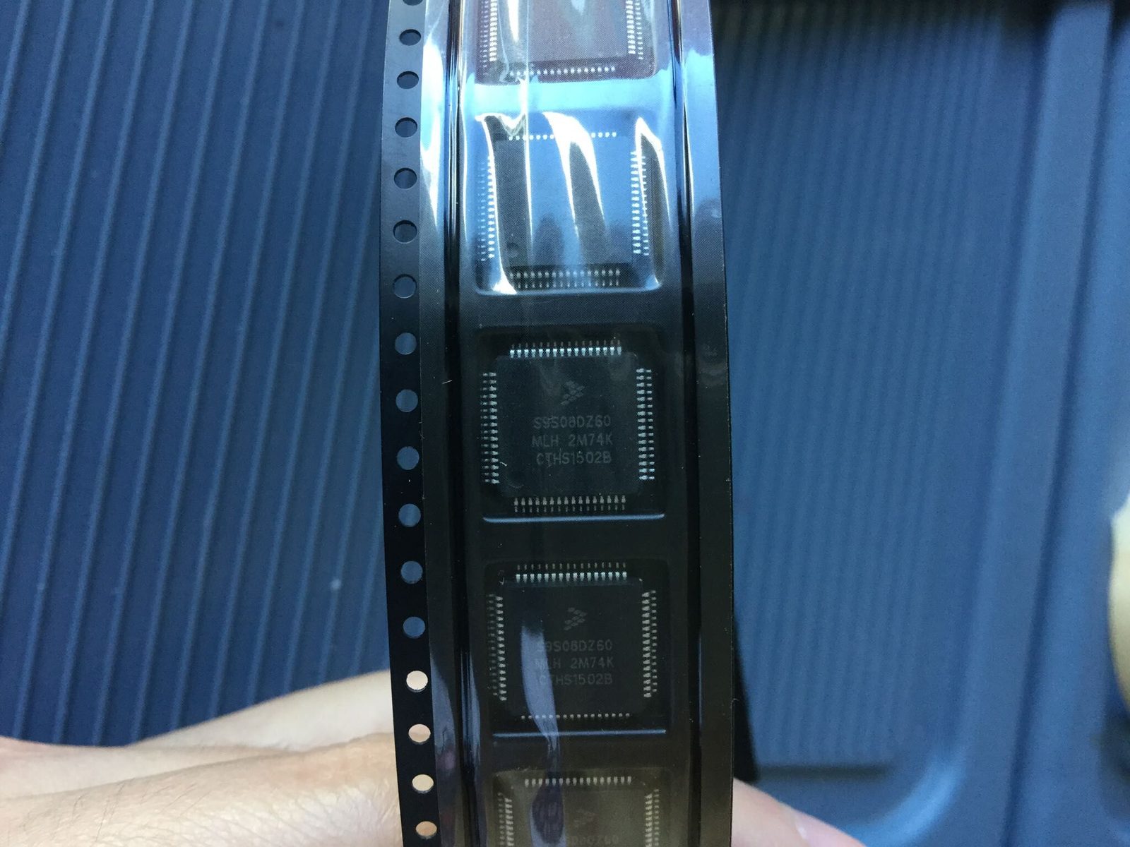 MC9S08DZ60MLH