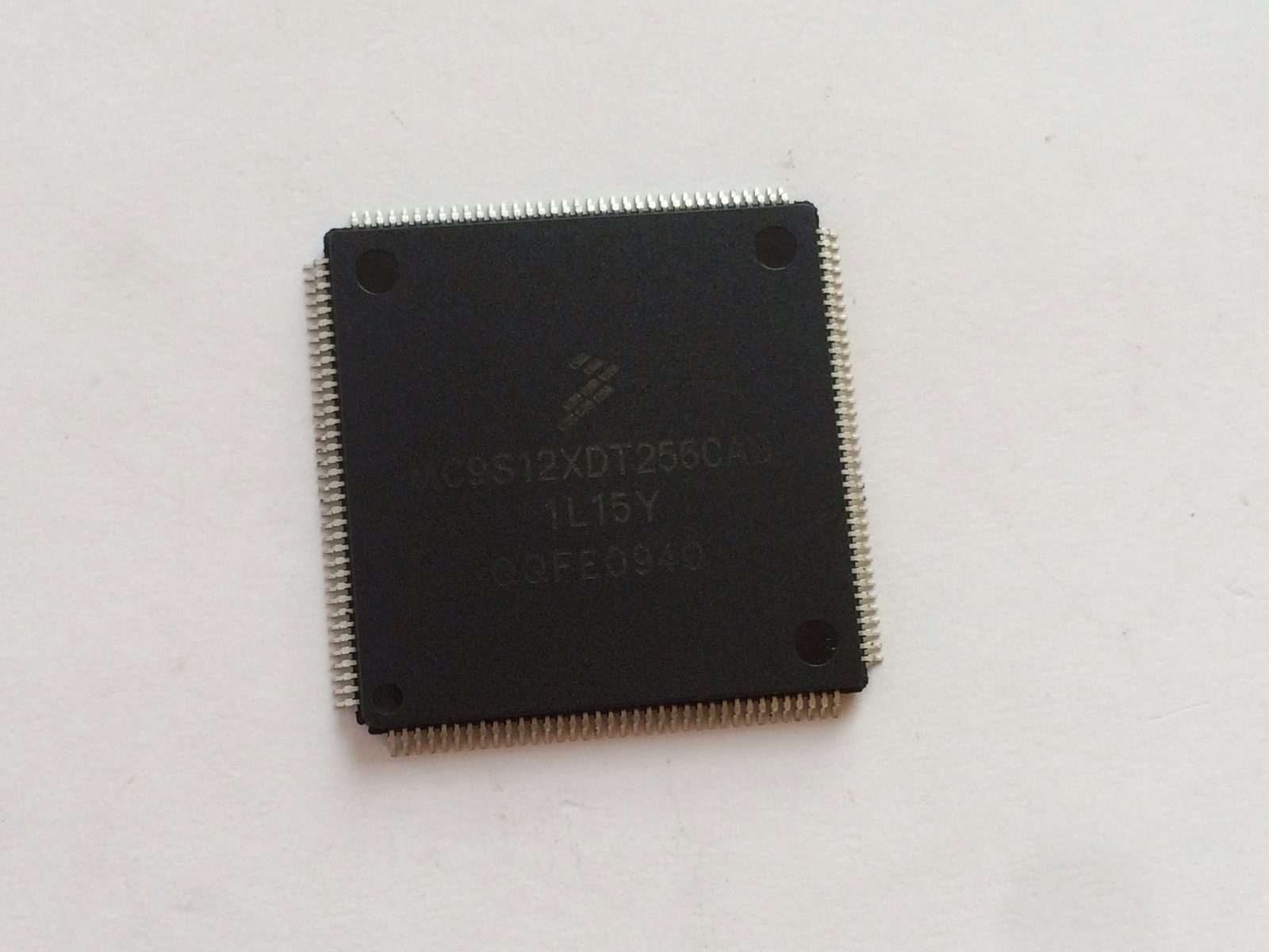 mc9s12xdt256cag