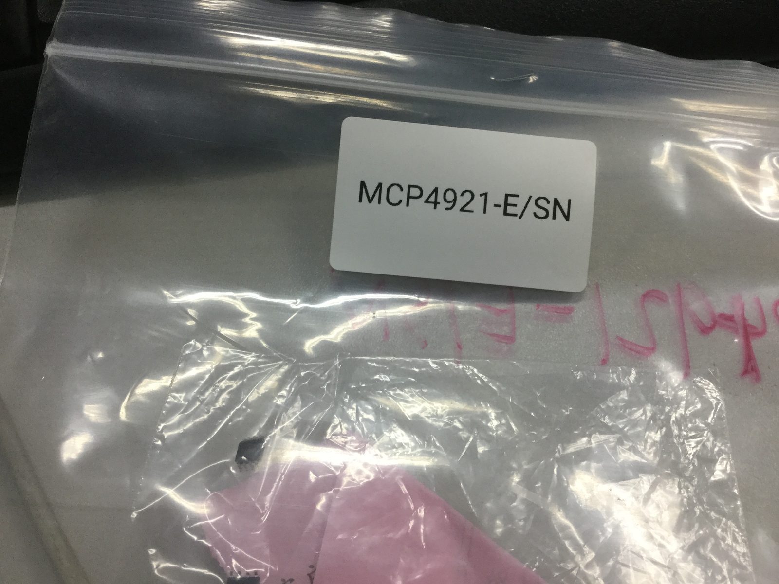 MCP4921-E-SN