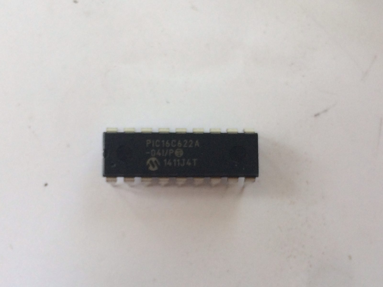 PIC16C711