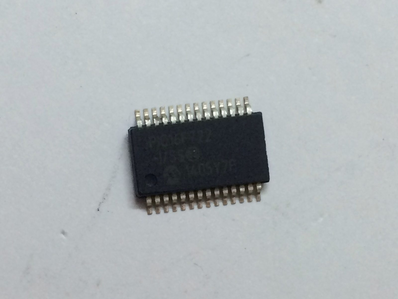 pic16f722-i/ss