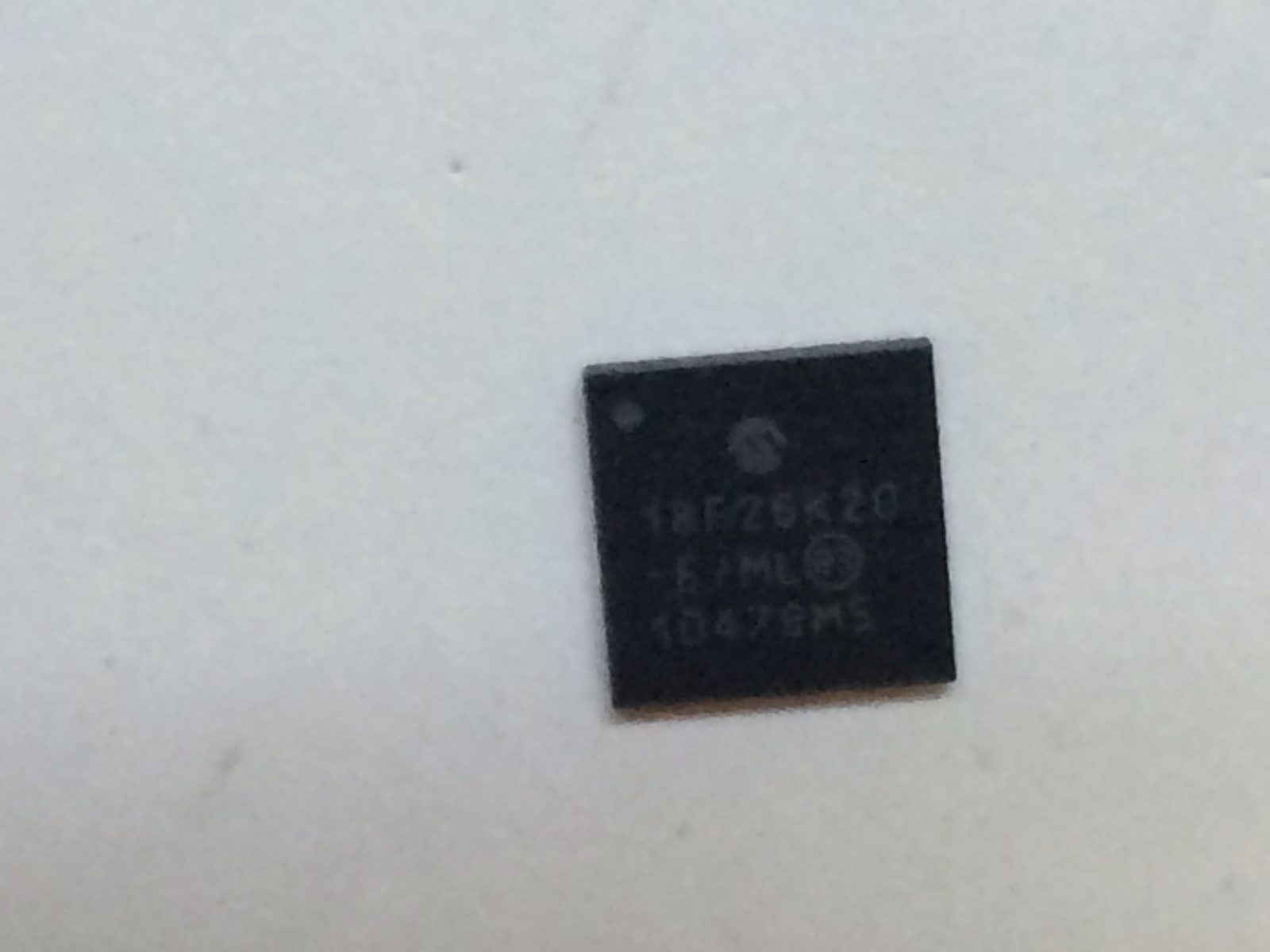 pic18f26k20-e/ml