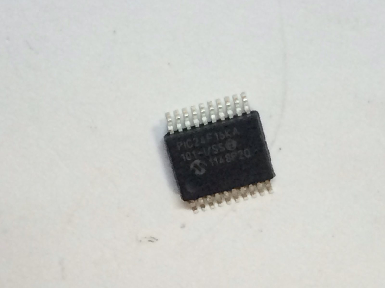 pic24f16ka101-i/ss