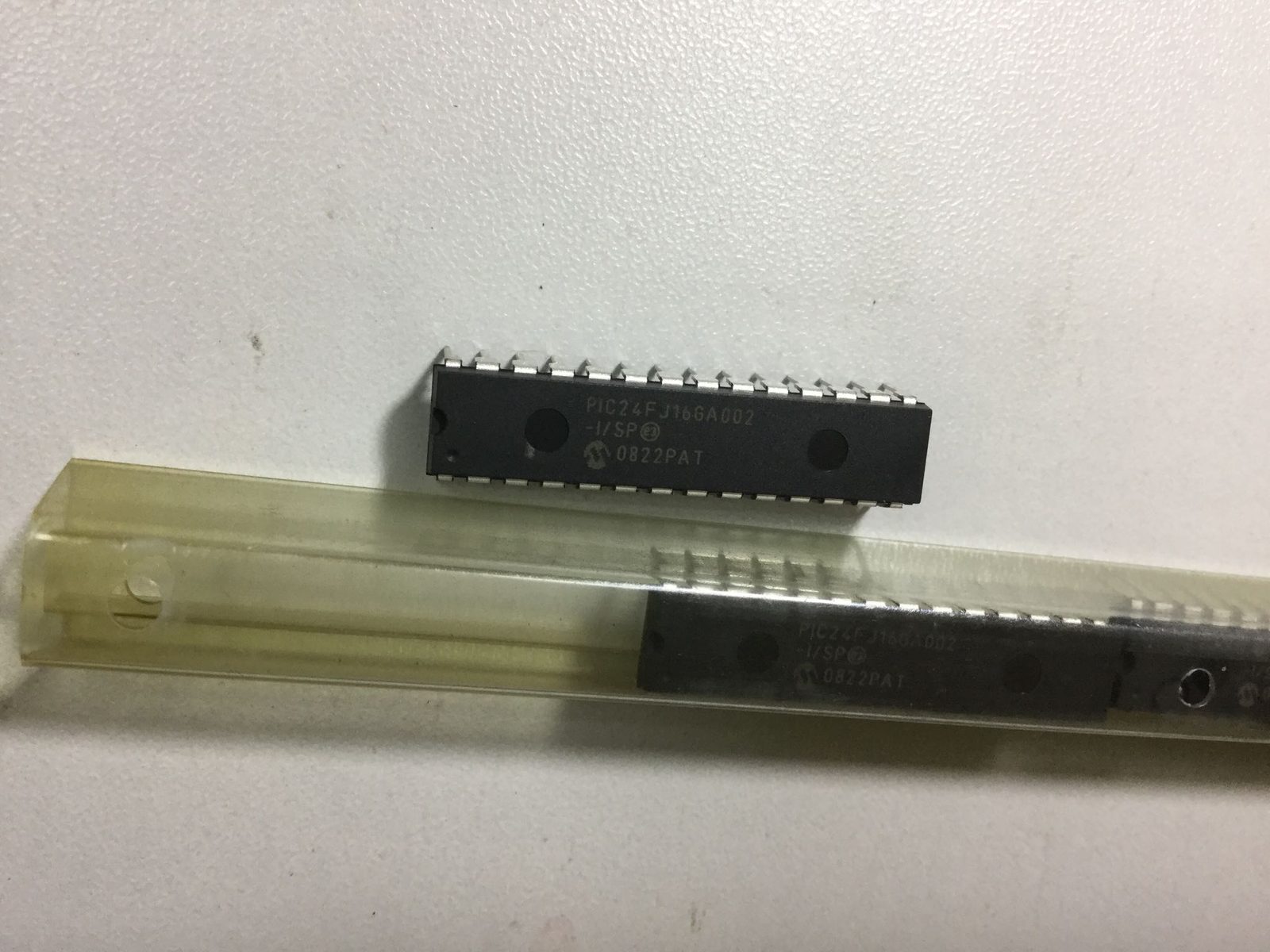 PIC24FJ16GA002
