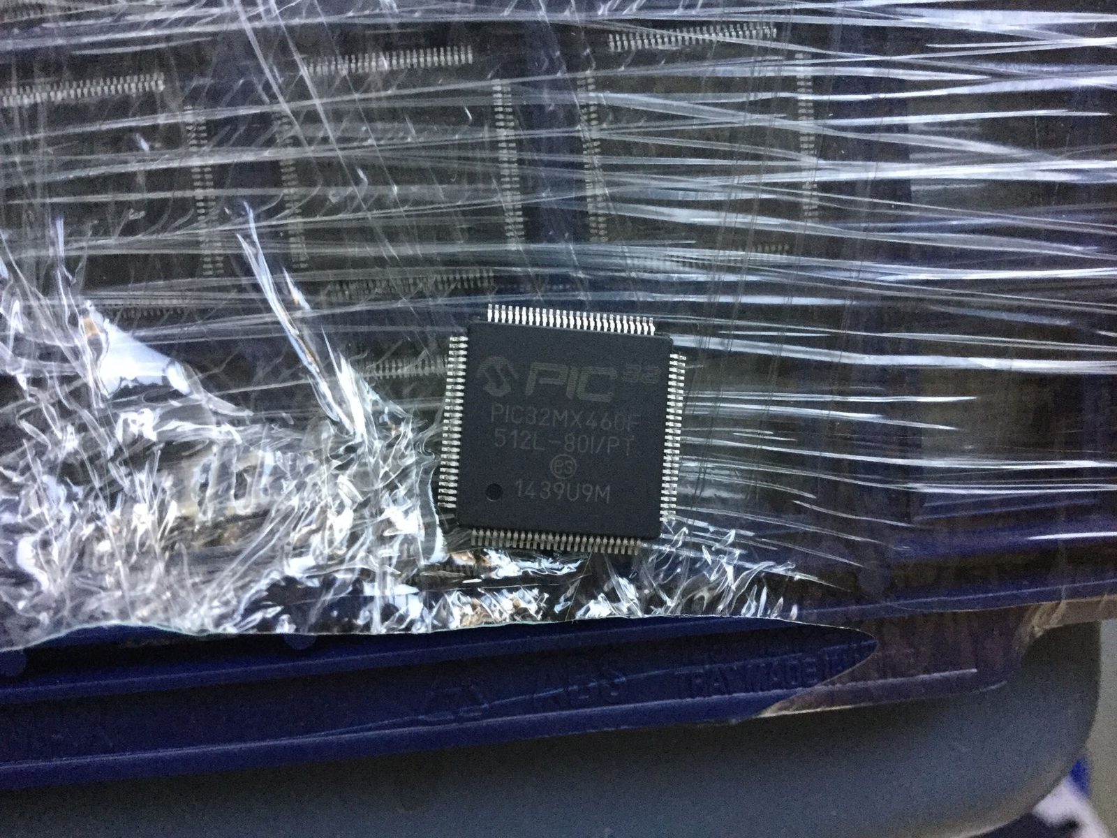 PIC32MX460F512L-80I