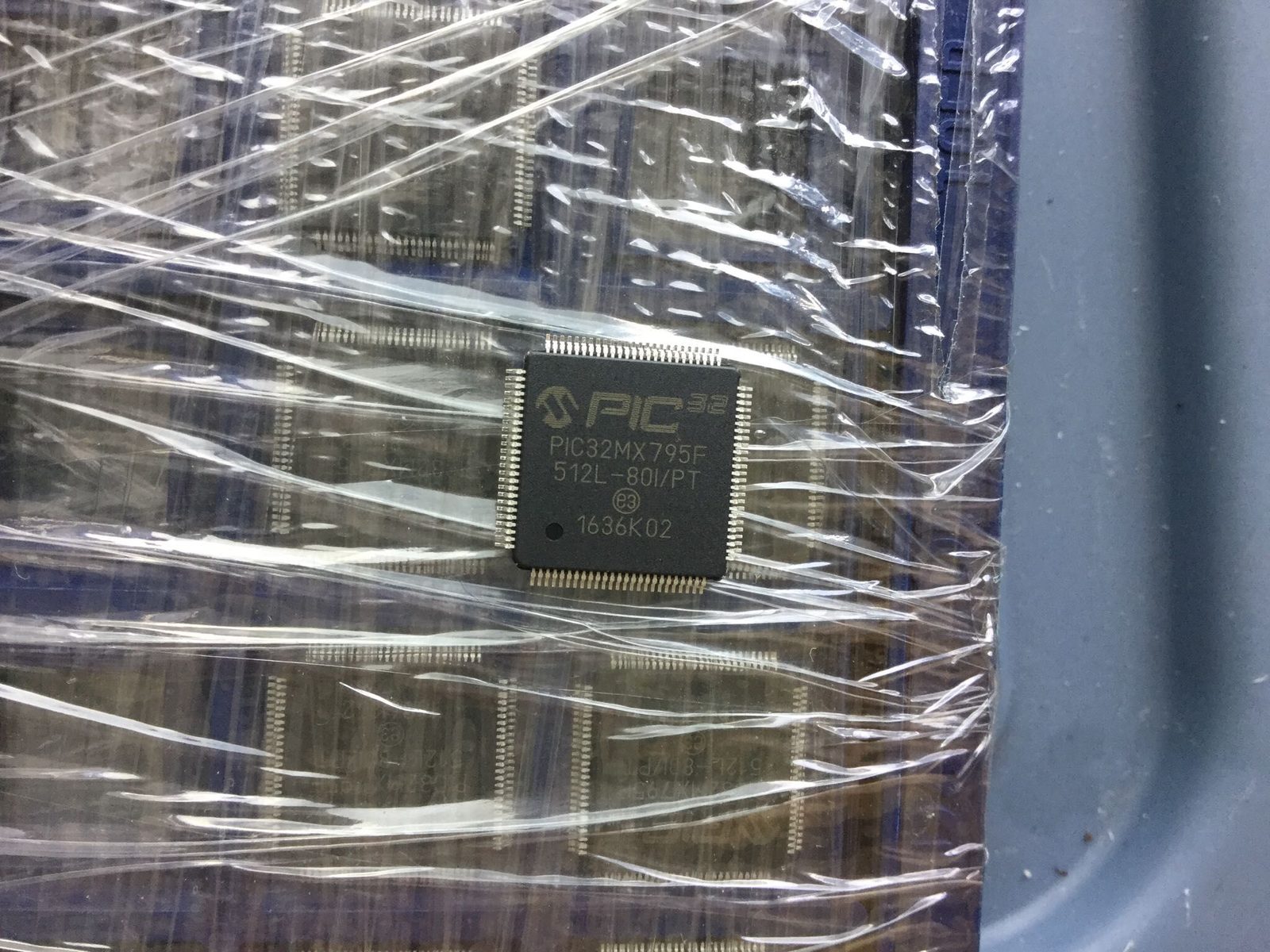 pic32mx795f512l-80i-pt
