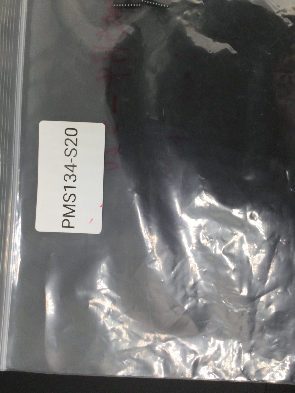pms134-s20