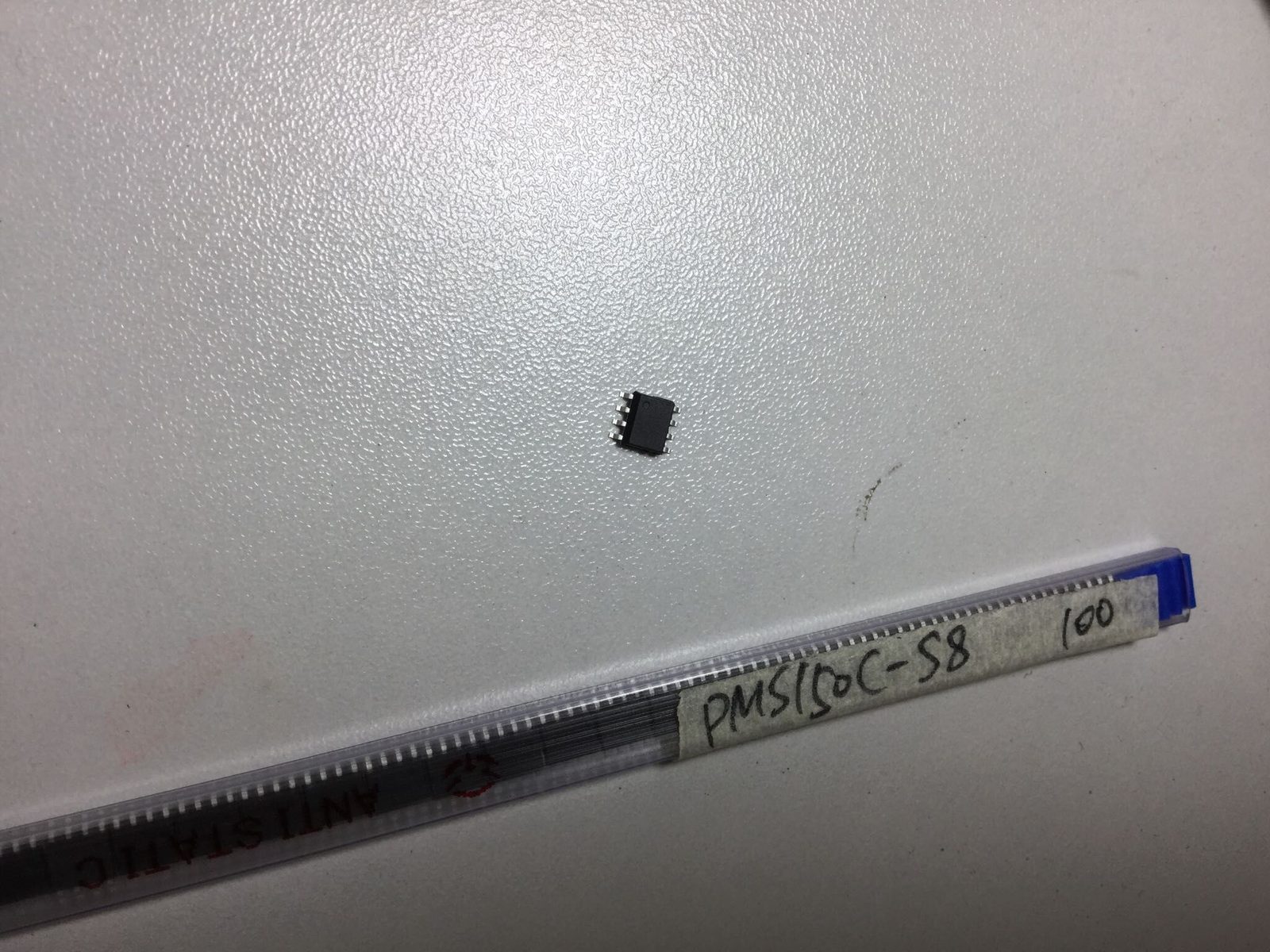 pms150c-s08