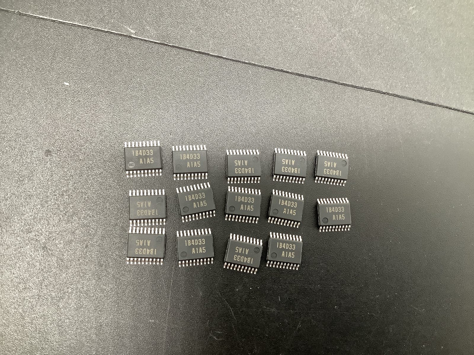 R5F211B4SP