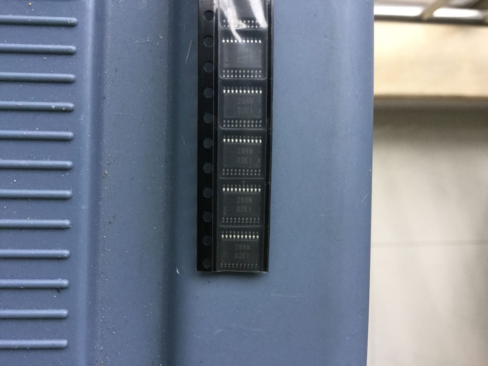 R5F21284SNSP