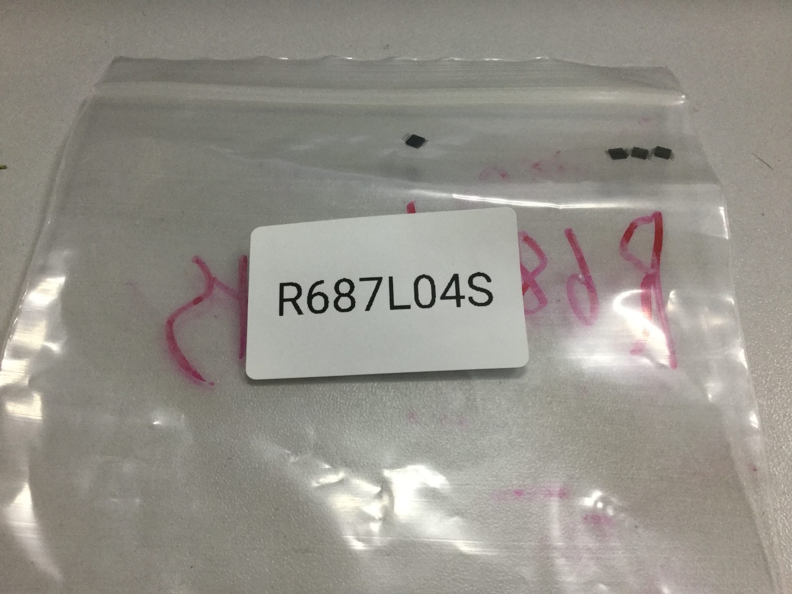R687L04S