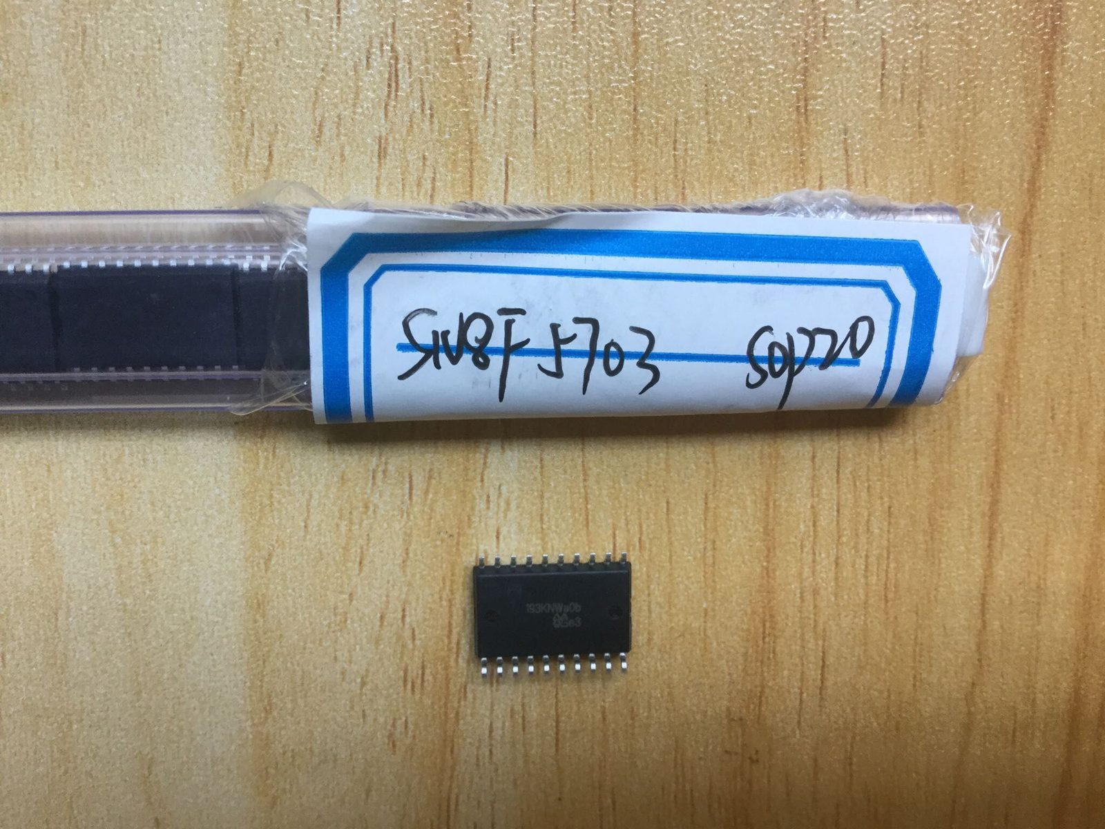 SN8F5703-SOP20