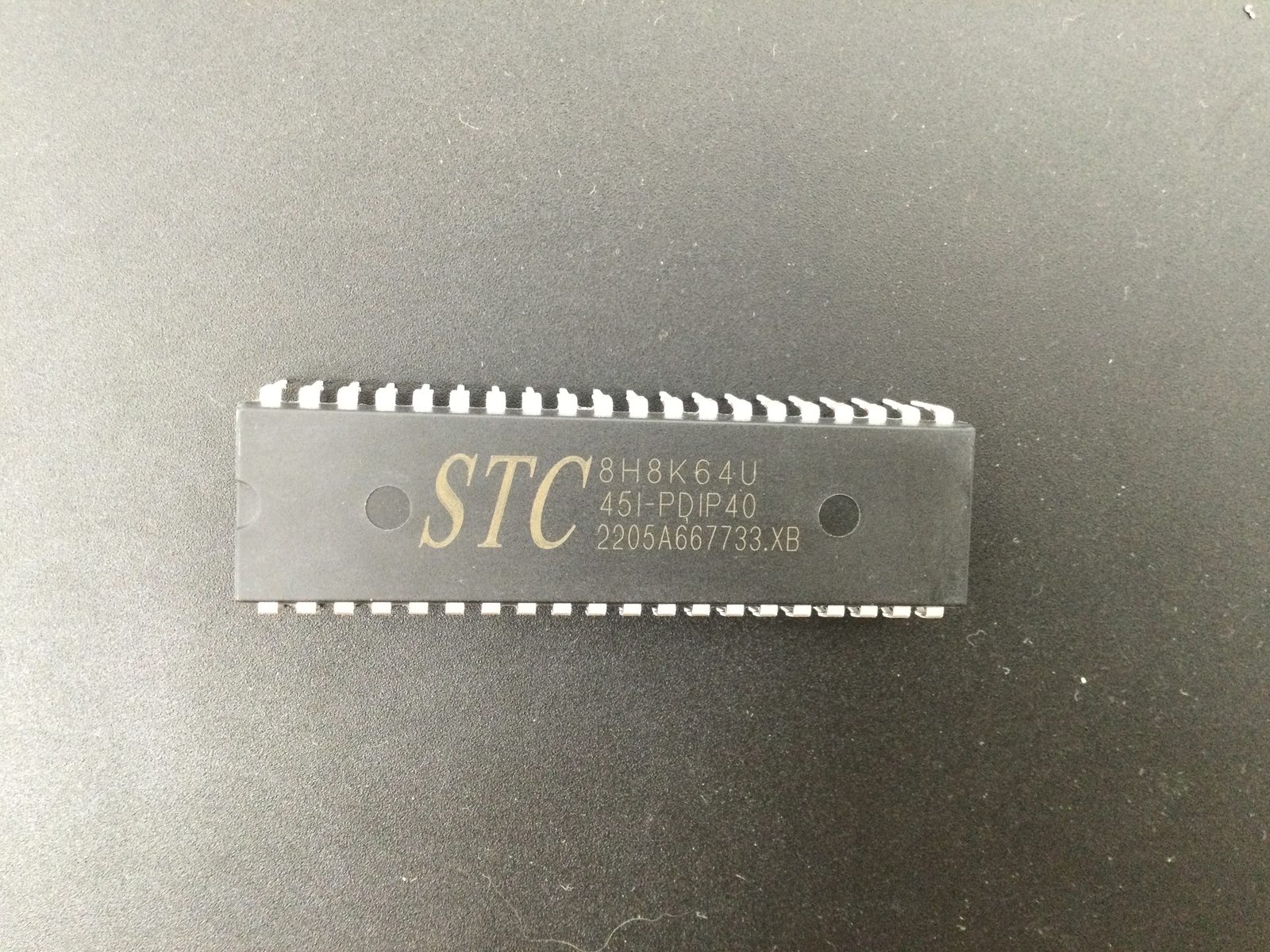 STC8H8K64U-45I-pdip40