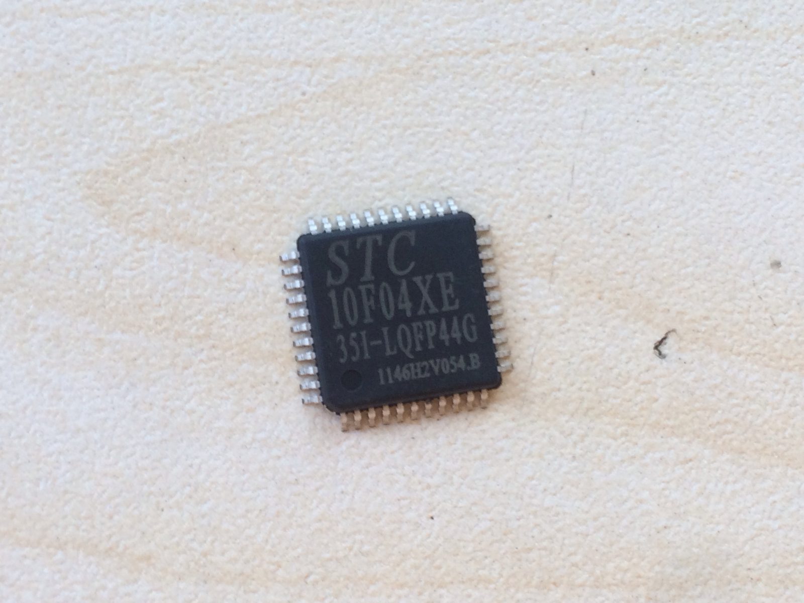 stc10f04xe