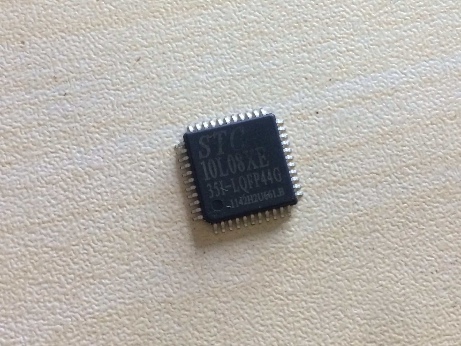 stc10l08xe