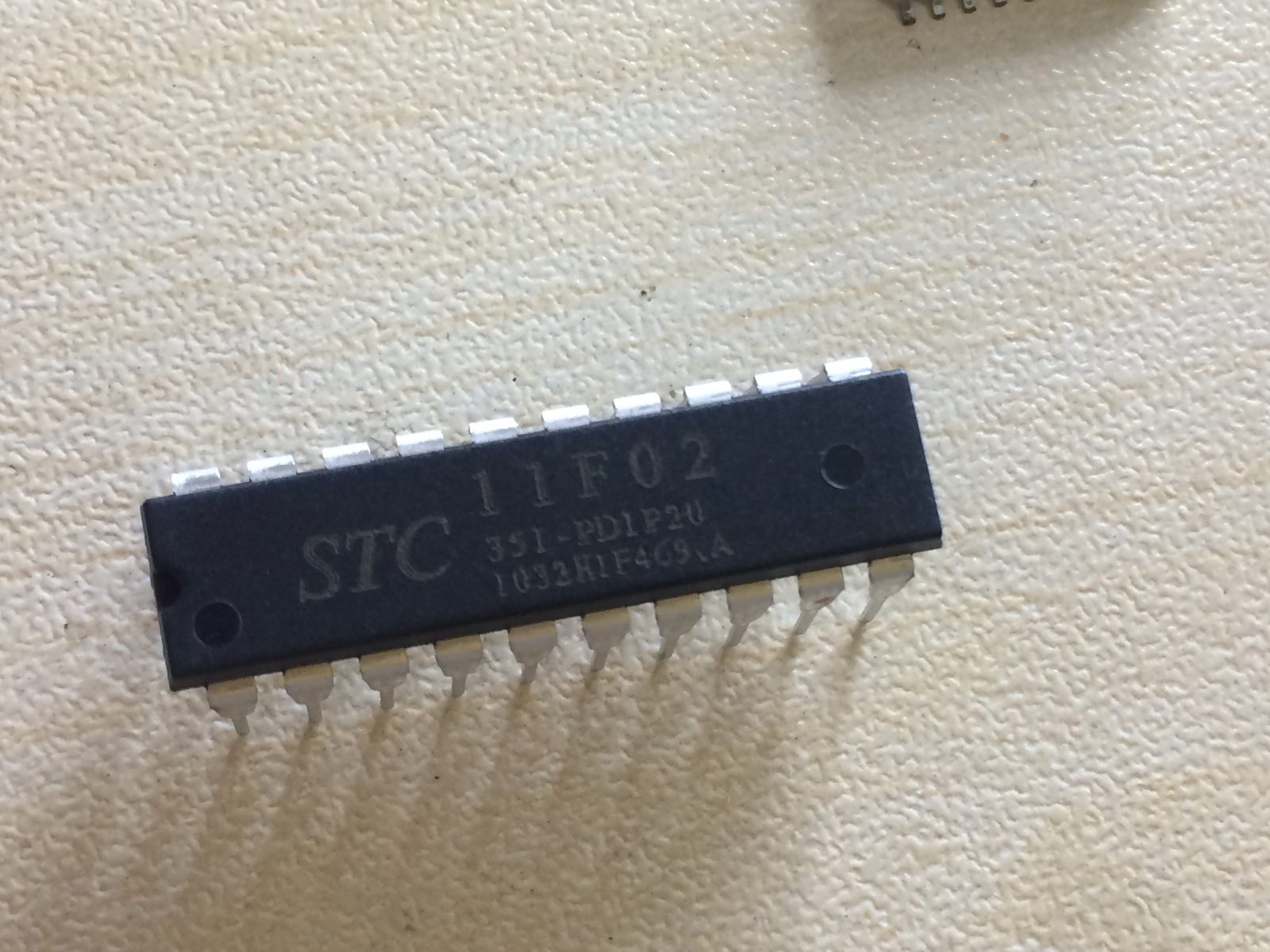 stc11f02