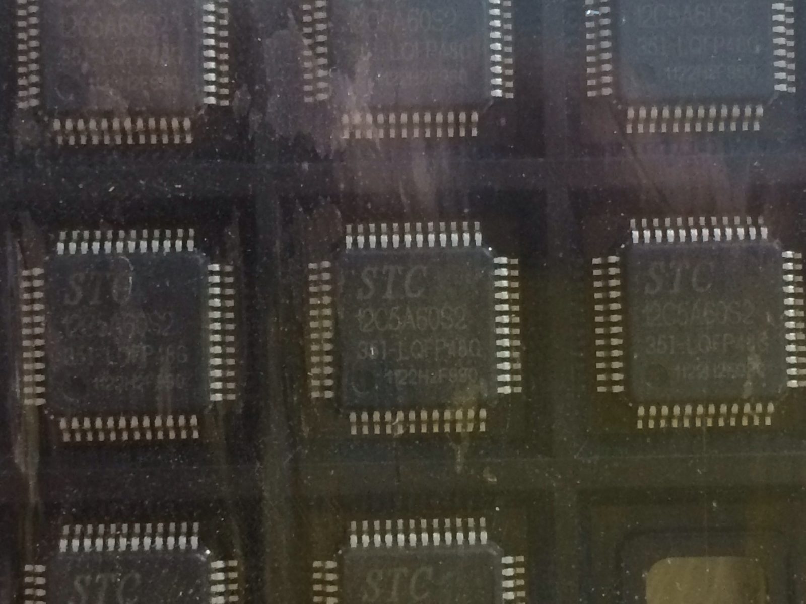 stc12c5a60s2-qfp48