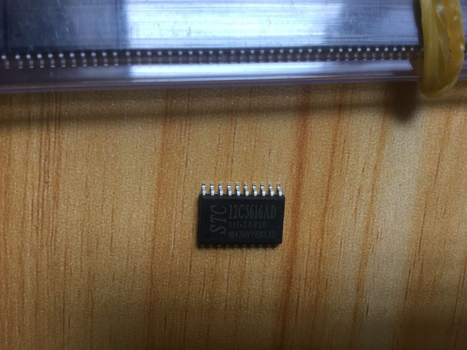 STC12C5616AD-35I-SOP20