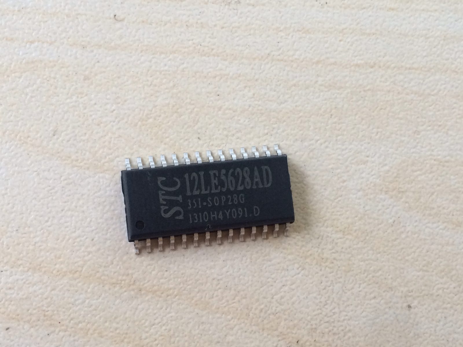 stc12le5628ad
