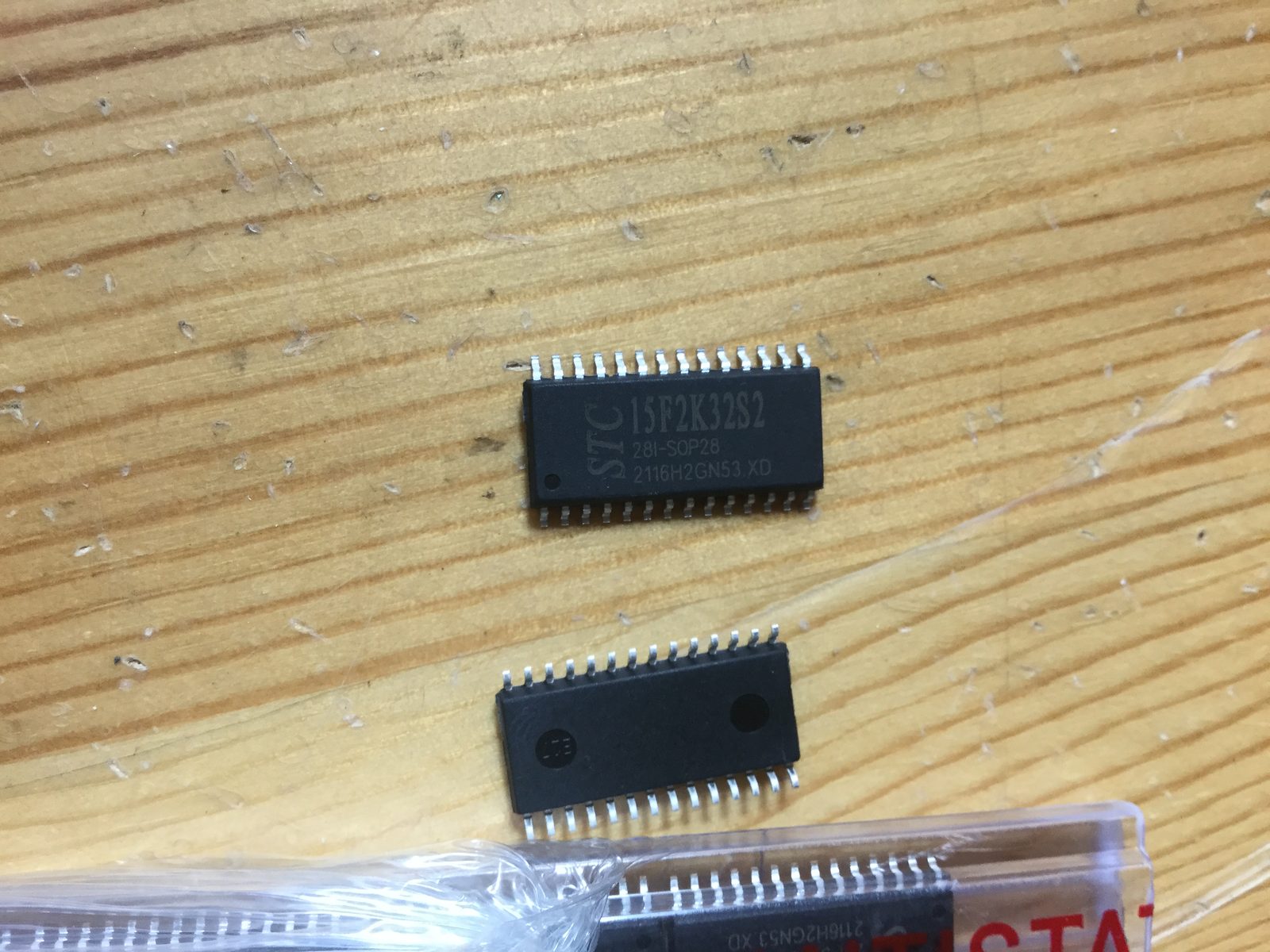 STC15F2K32S2-28I-SOP28