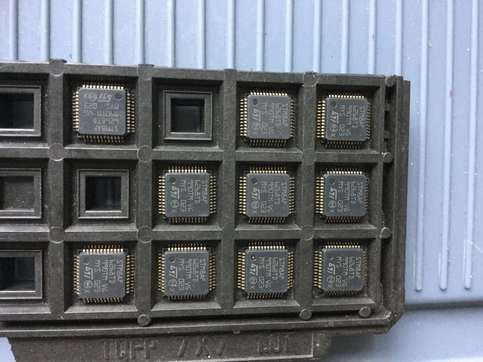 STM8AF6268TD