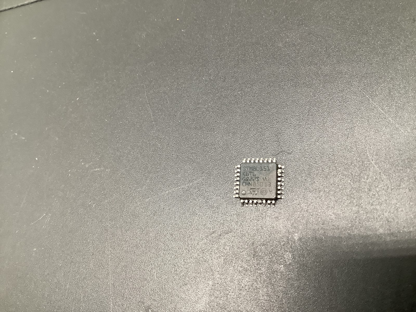 STM8L151K6T6