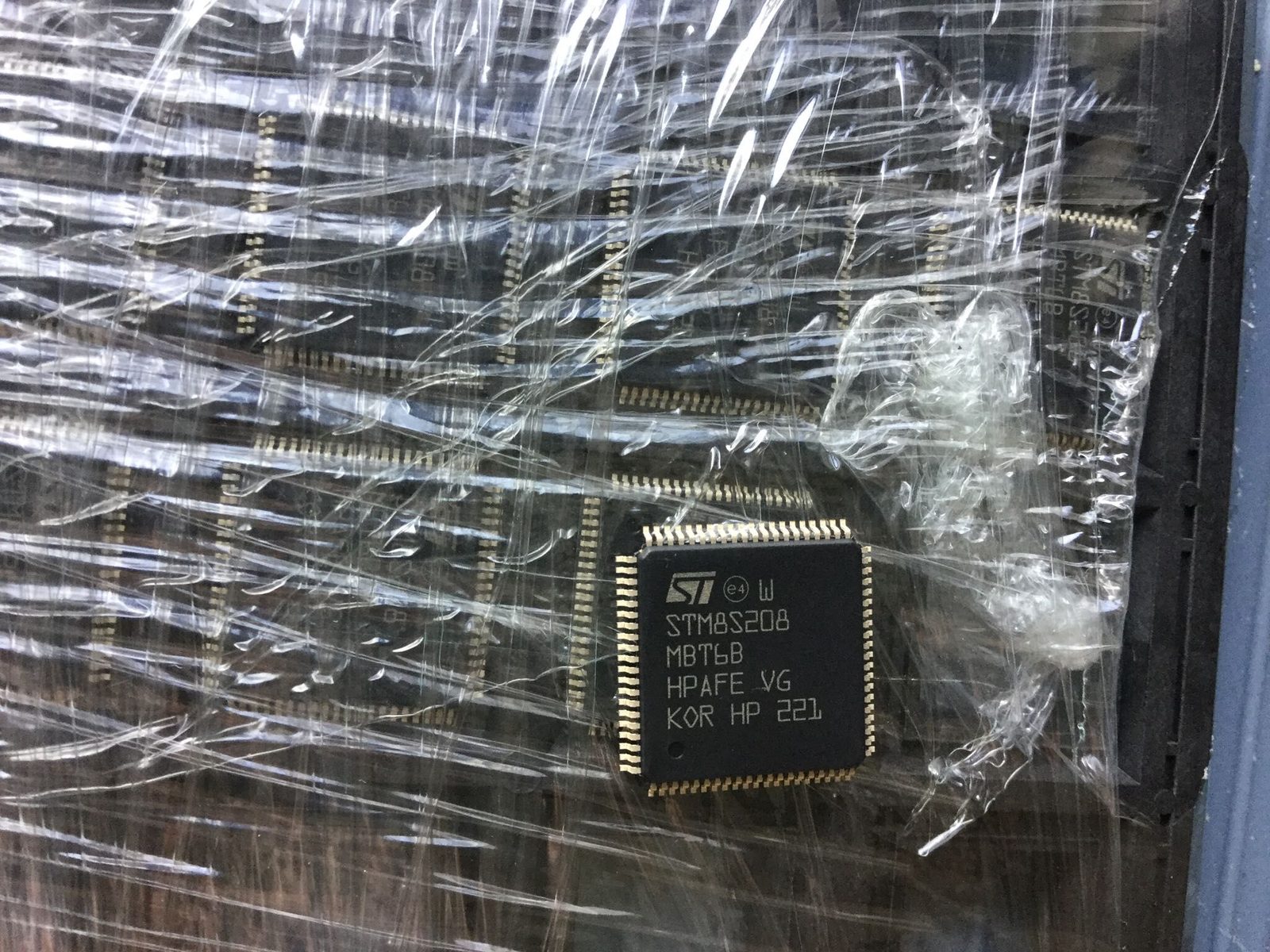 STM8S208MBT6B
