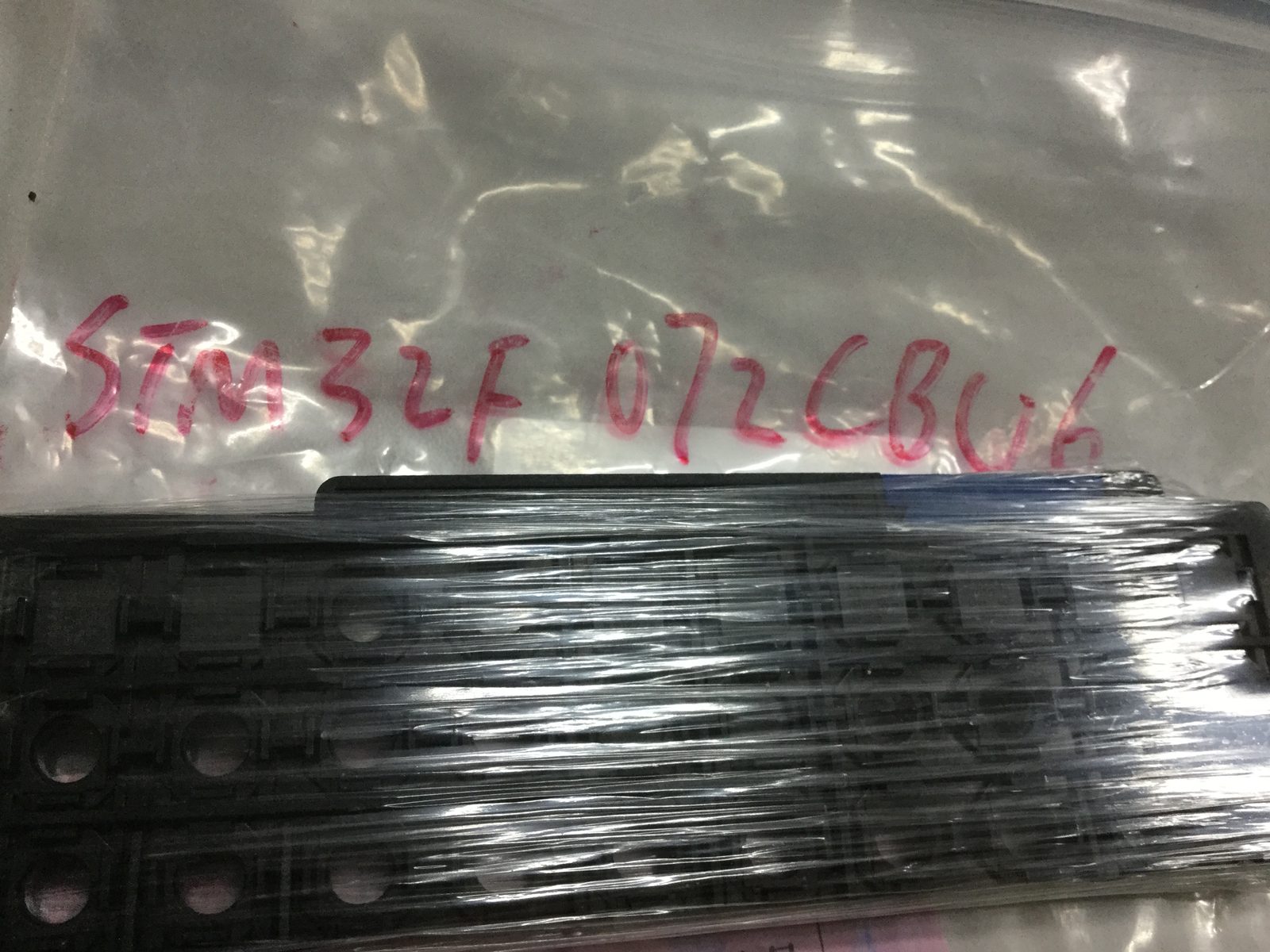 STM32F072CBU6