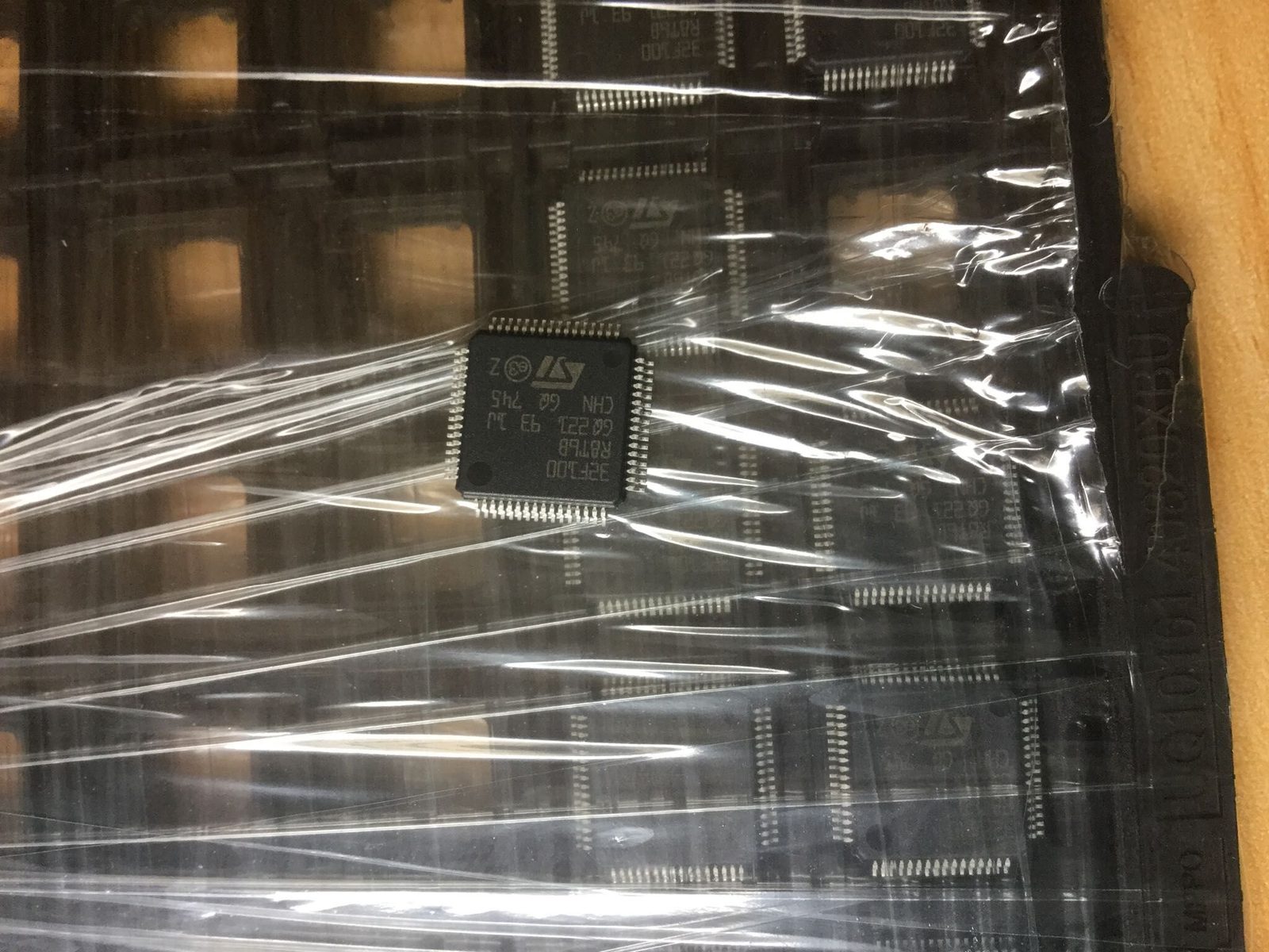 STM32F100VBT6B