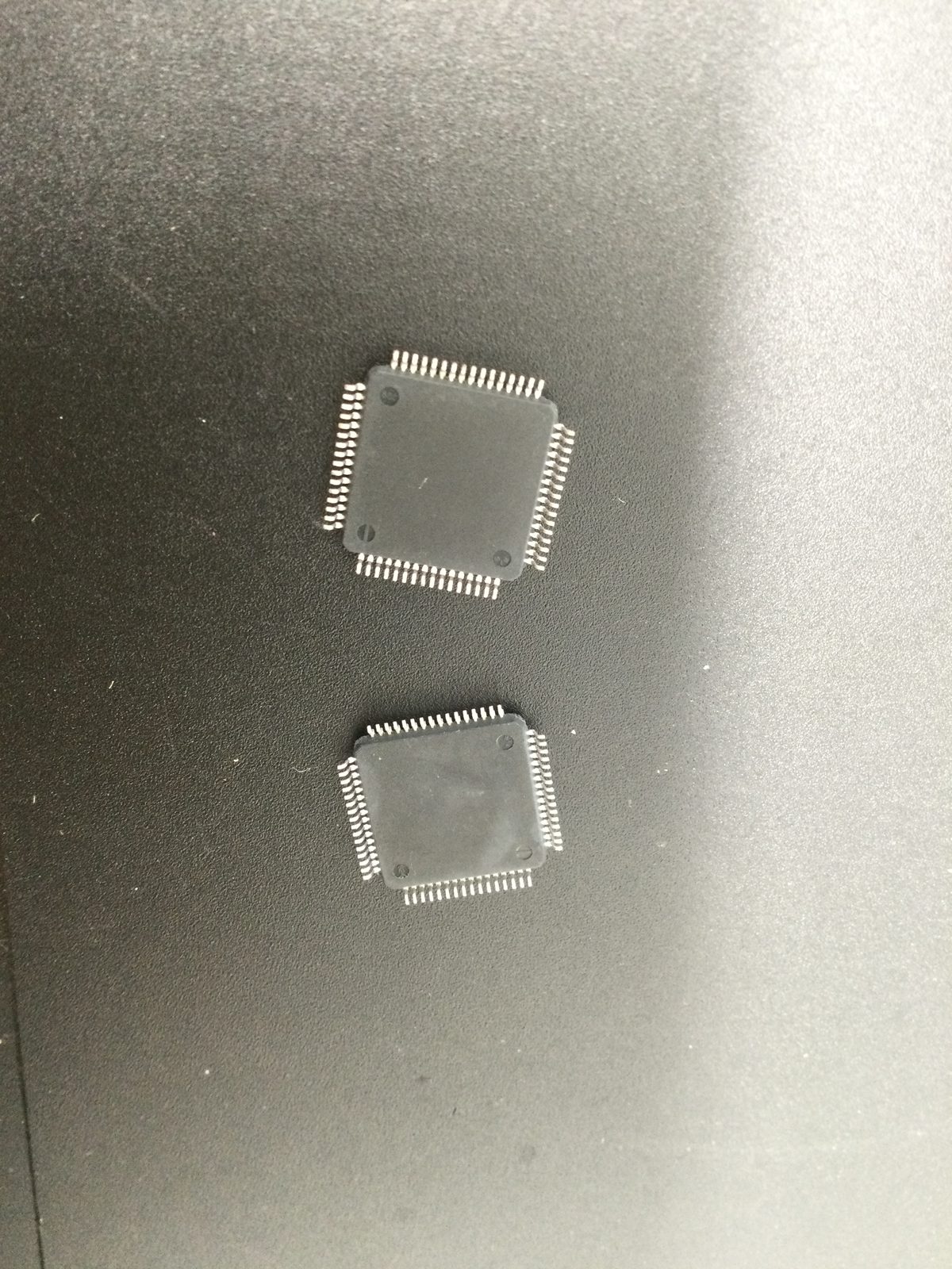 STM32F102R8T6