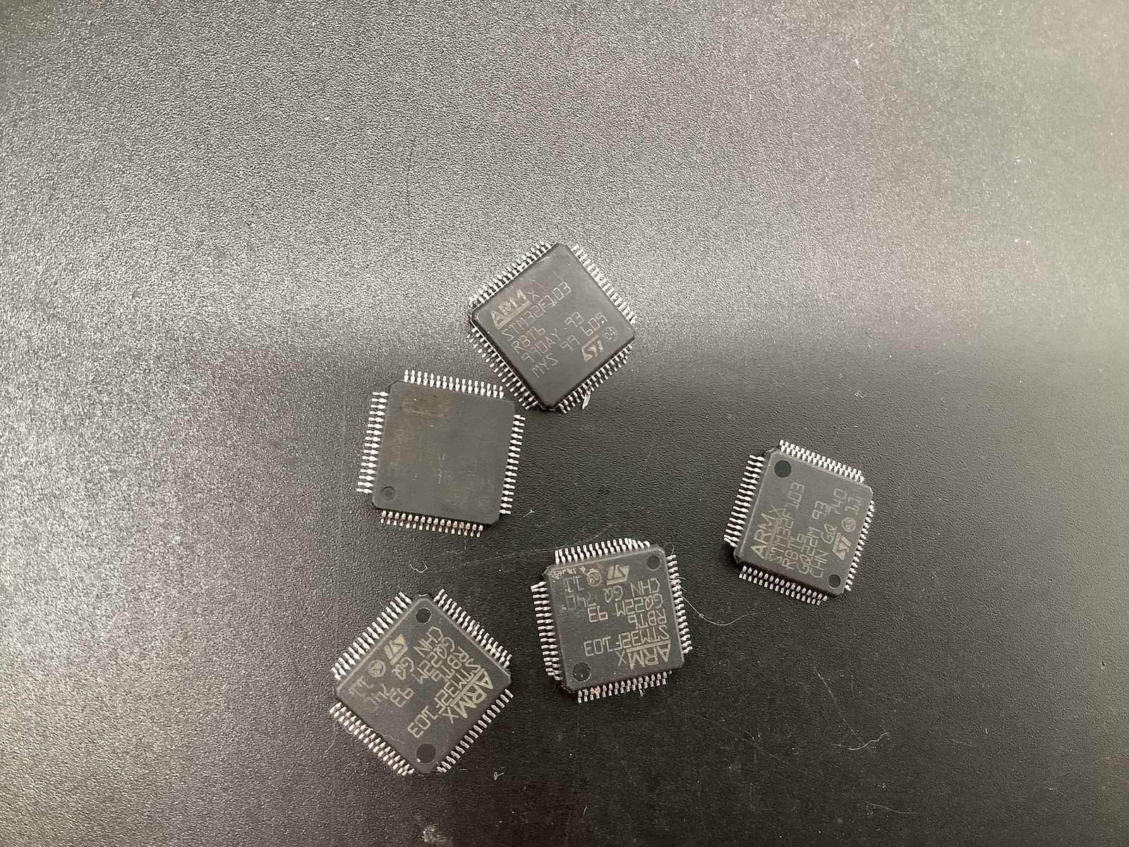 STM32F103RBT6