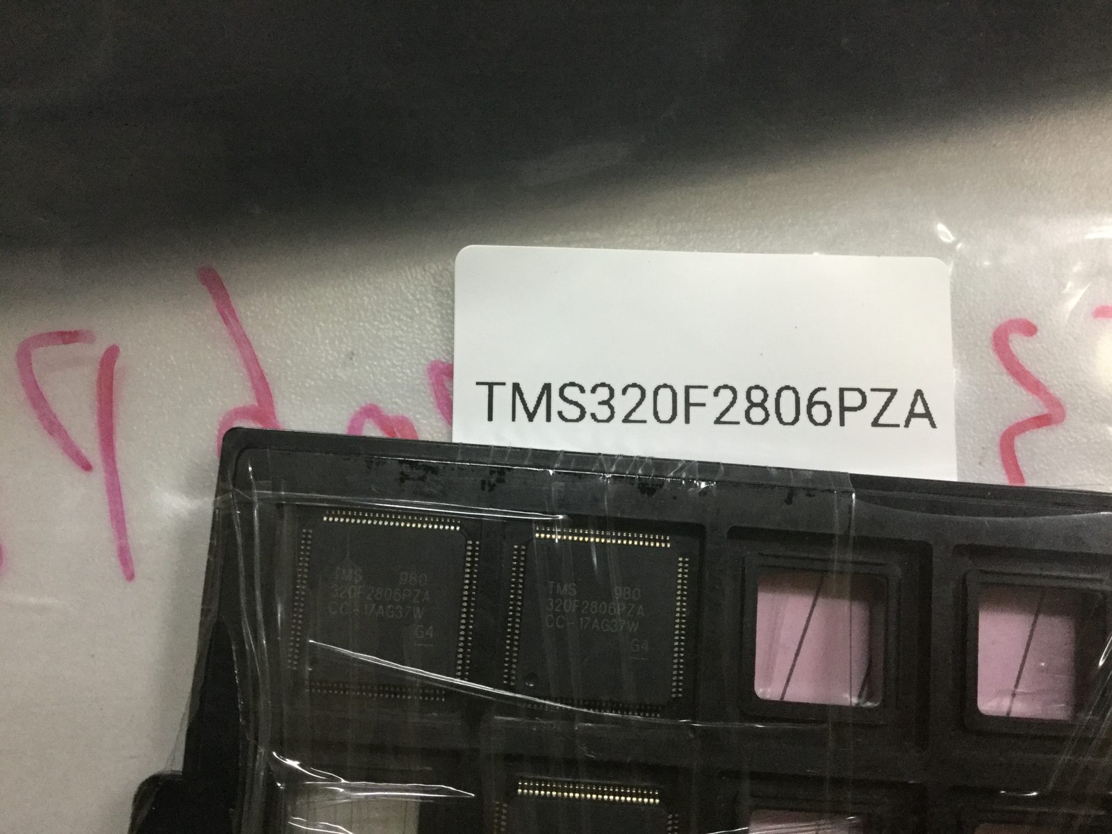 tms320f2811pbka